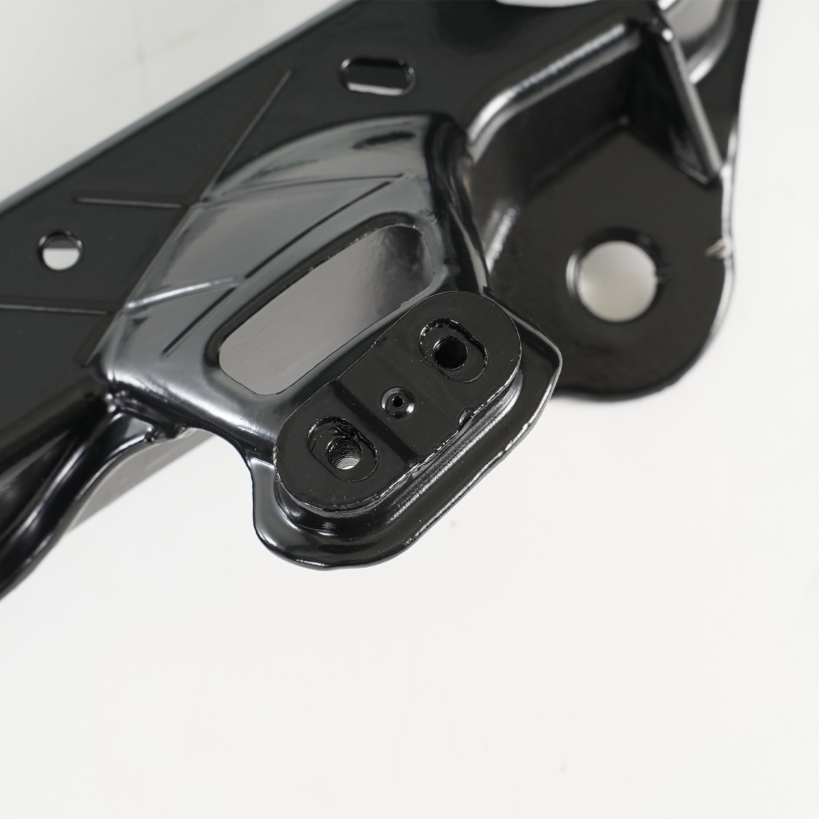 For 2020-2023 Ford Explorer Radiator Support UPPER TIE BAR L1MZ16138G L1MZ16138A