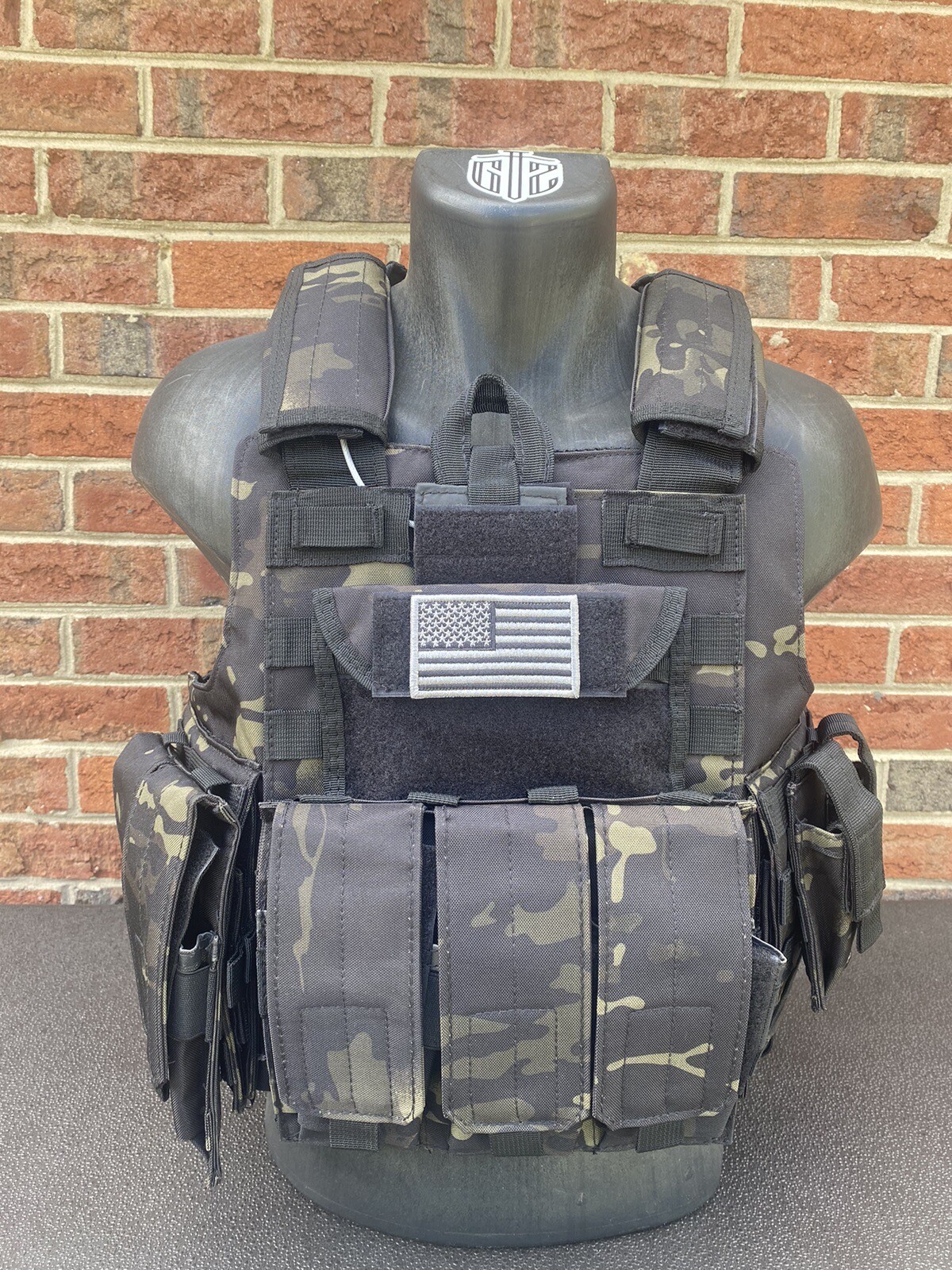 Black Multicam Tactical Vest Plate Carrier With Plates- 2 8x10 curved Plates