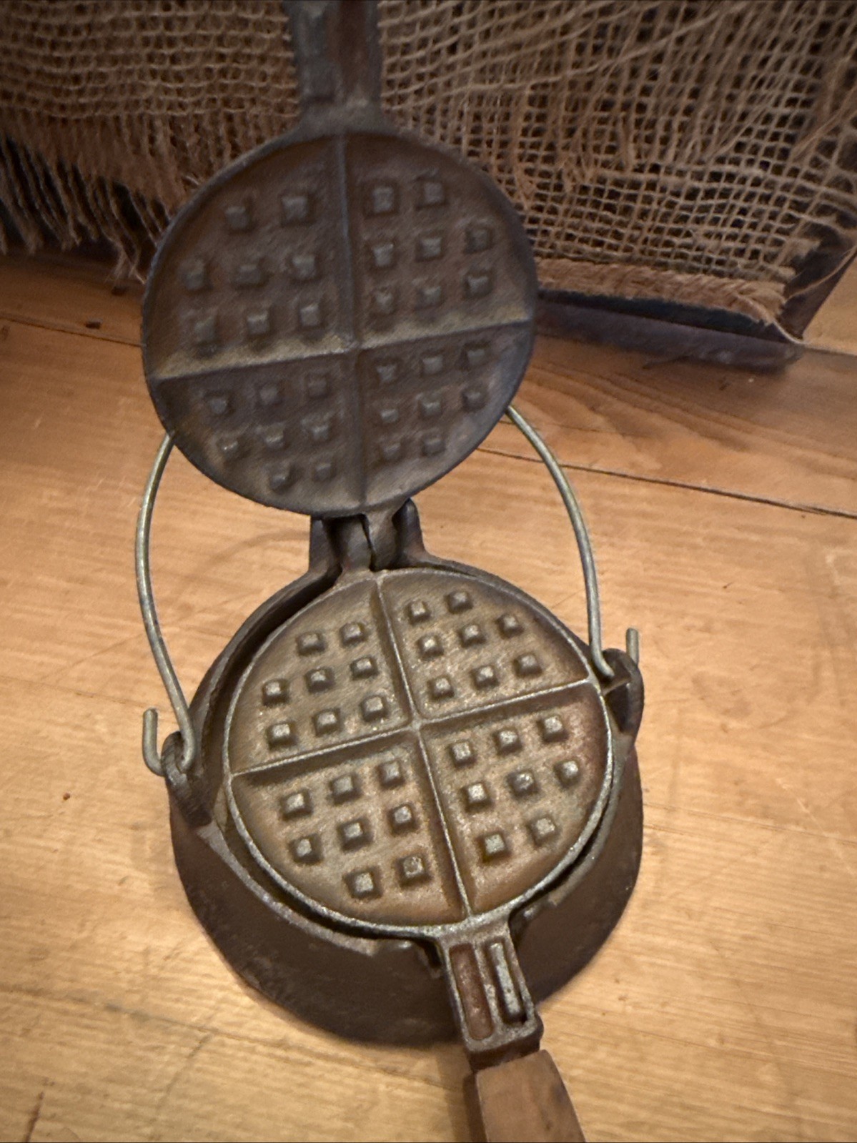 Wagner Cast Iron Miniature Waffle Iron Sidney O Pat Feb 22 1910