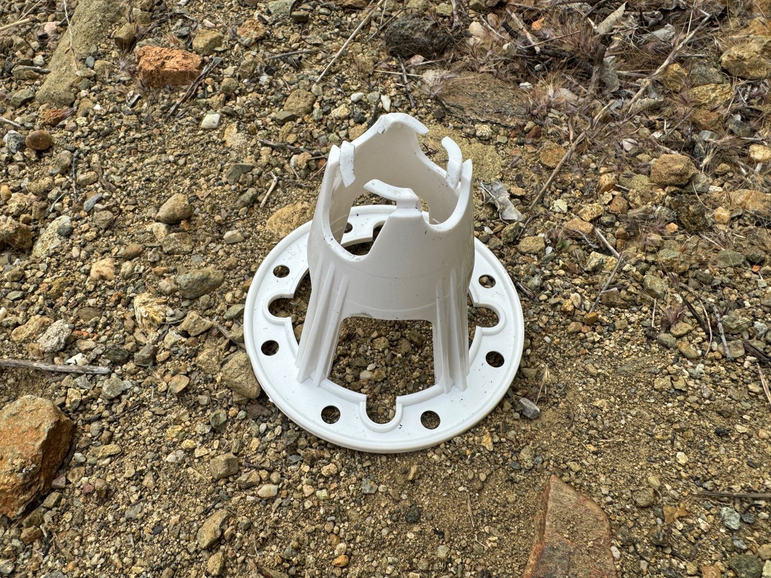 Sandbaggy Plastic Rebar Chairs - Elevates Rebar 2.5" or 3" - Rebar #3 to #5