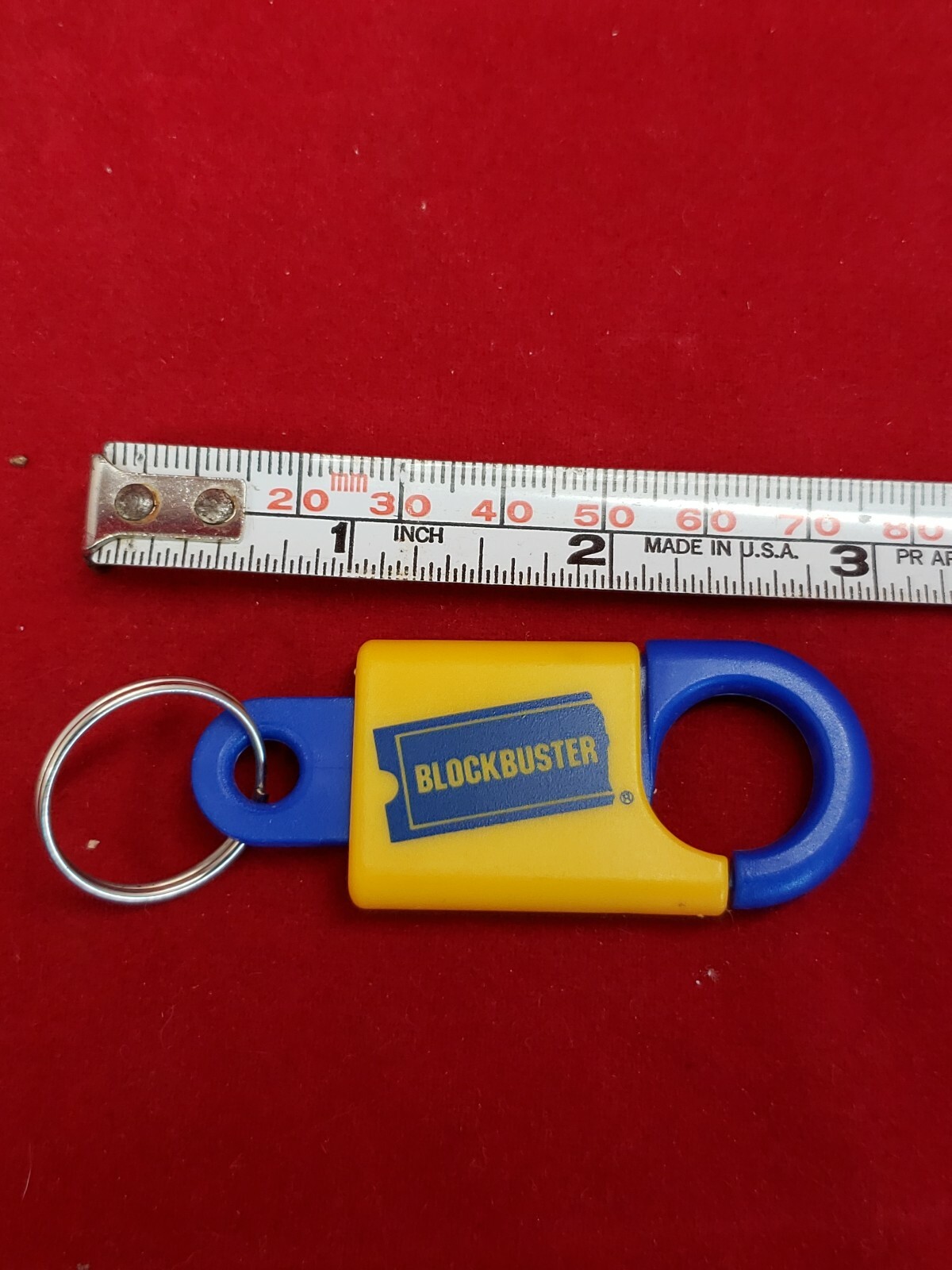 BLOCKBUSTER PLASTIC KEY CHAIN BLOCKBUSTER VIDEO KEYTAG