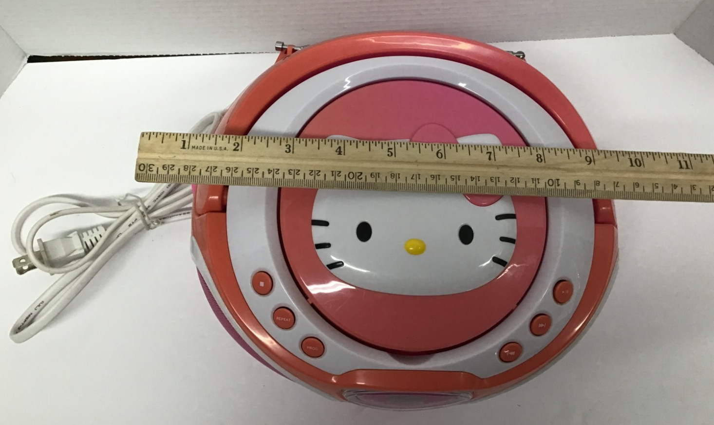 Hello Kitty CD Player Boombox AM FM Radio