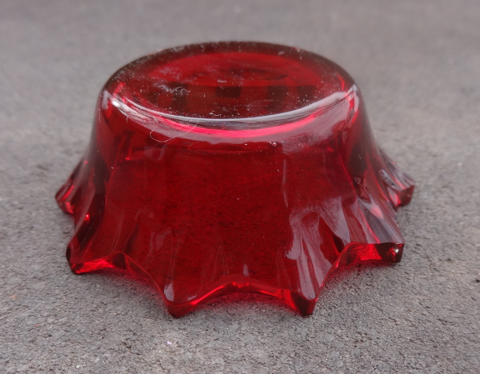 Small Ruby-Red Glass Open Salt Dip, Cellar, Dish w/Spiky Rim!