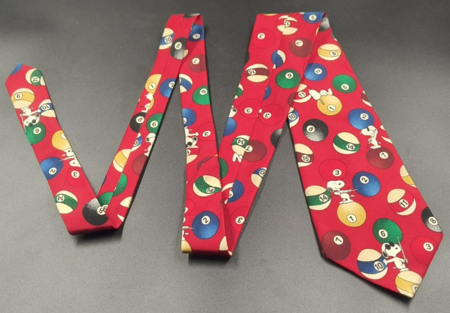 PEANUTS SNOOPY Pool Balls Billiards 100% Silk Neck Tie Made In USA Pool Hall Joe