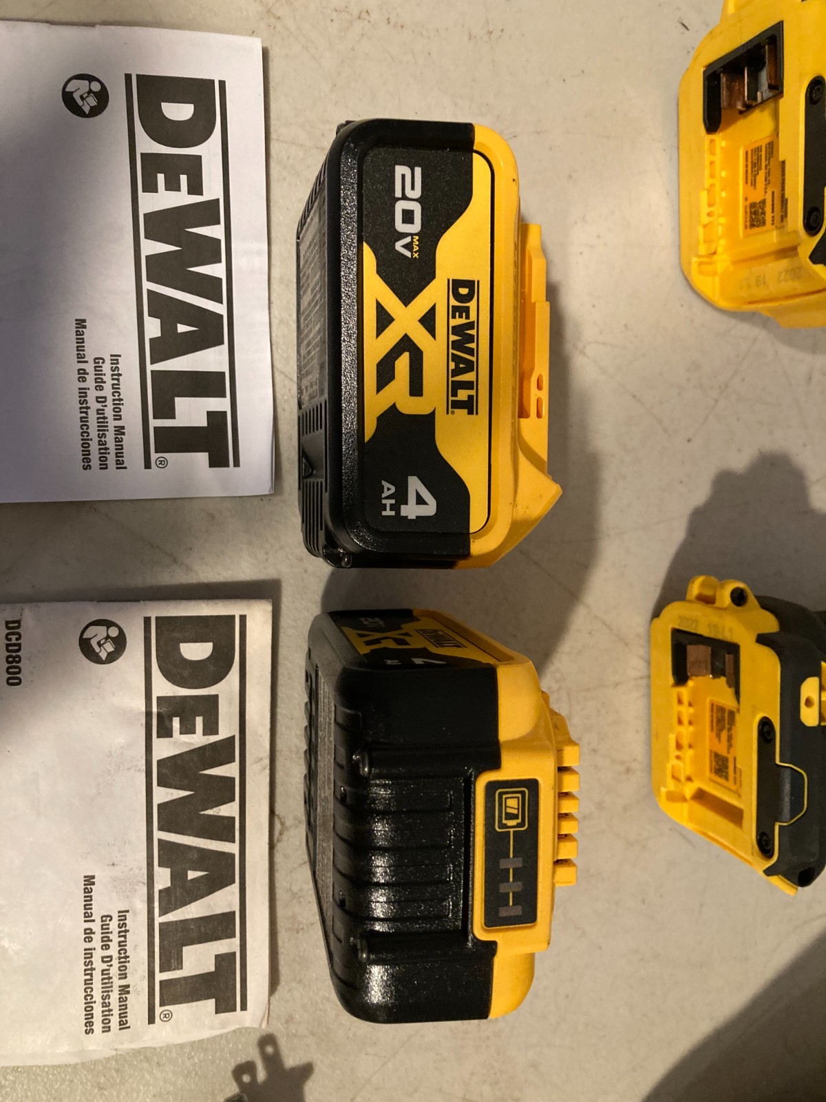 DeWalt 20V Max XR Brushless 2-Tool Combo Kit DCD800 DCF850 (2) 4Ah Batts w/Bag