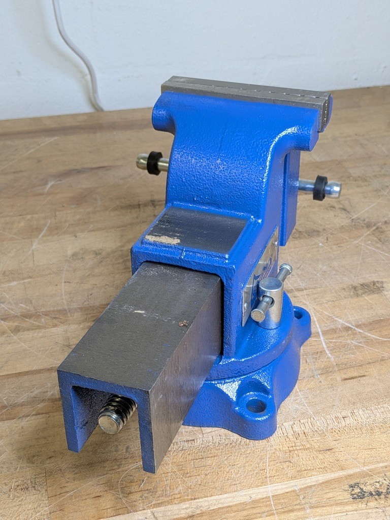 Gibraltar Workshop Bench Vise w/ Swivel Base 4" Jaw Width 4" Opening Capacity