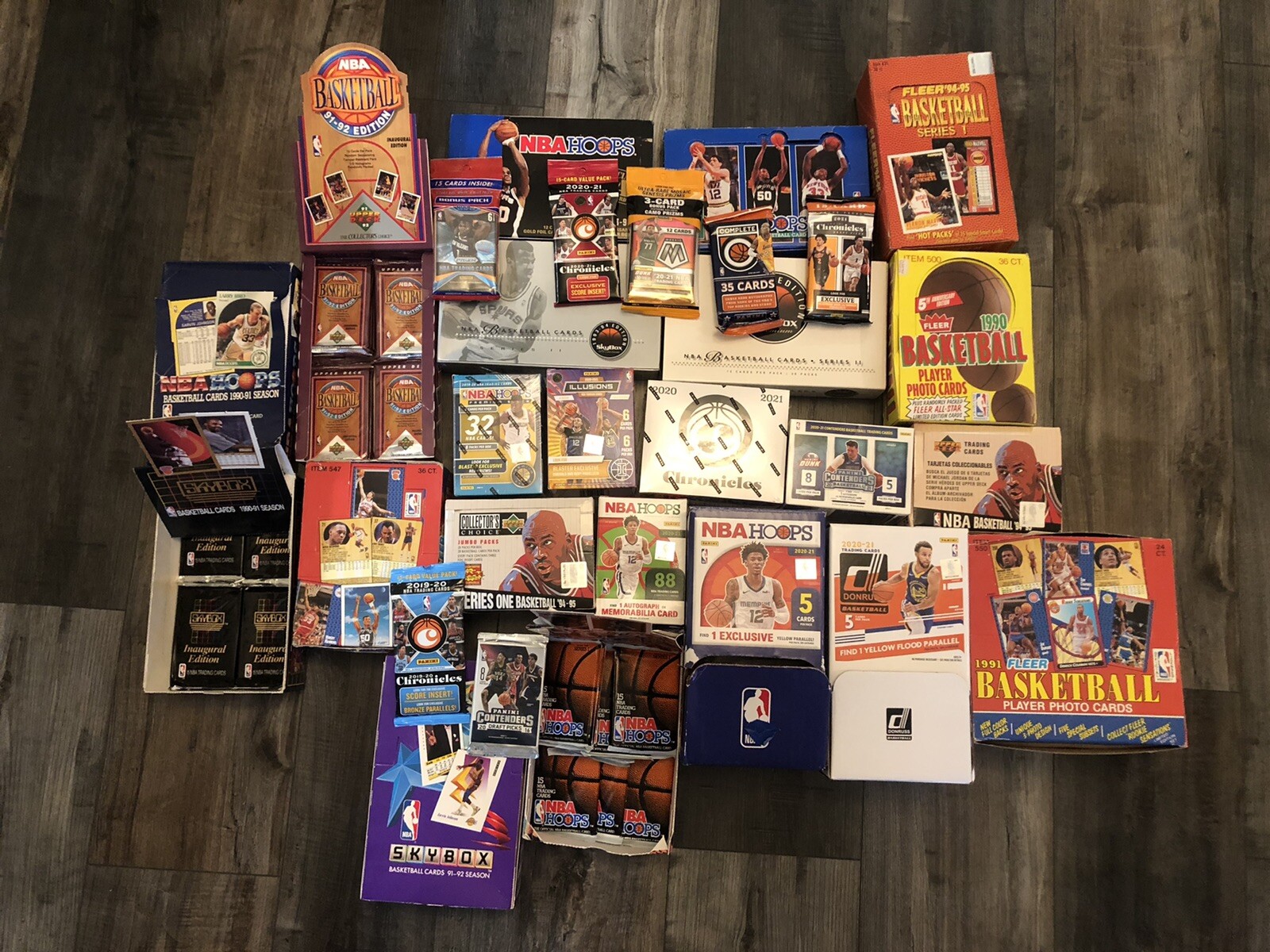HUGE LOT OF UNOPENED Basketball WAX & FOIL PACKS 55+ CARDS NBA FREE SHIPPING!!!