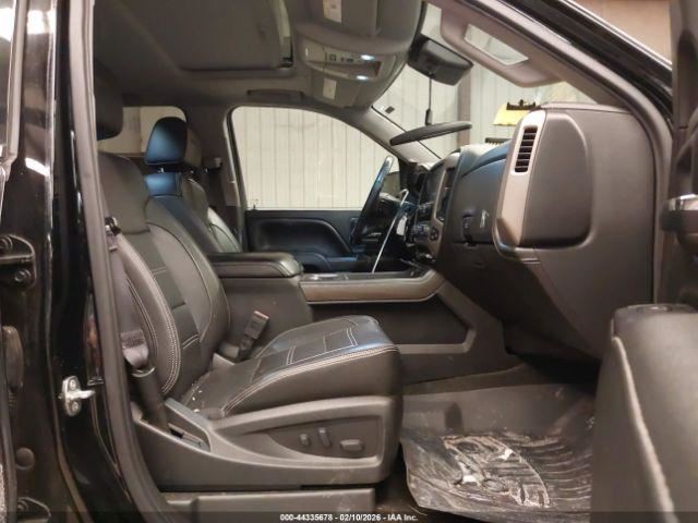 (LOCAL PICKUP ONLY) Roof Glass Fits 15-20 SUBURBAN 1500 921360