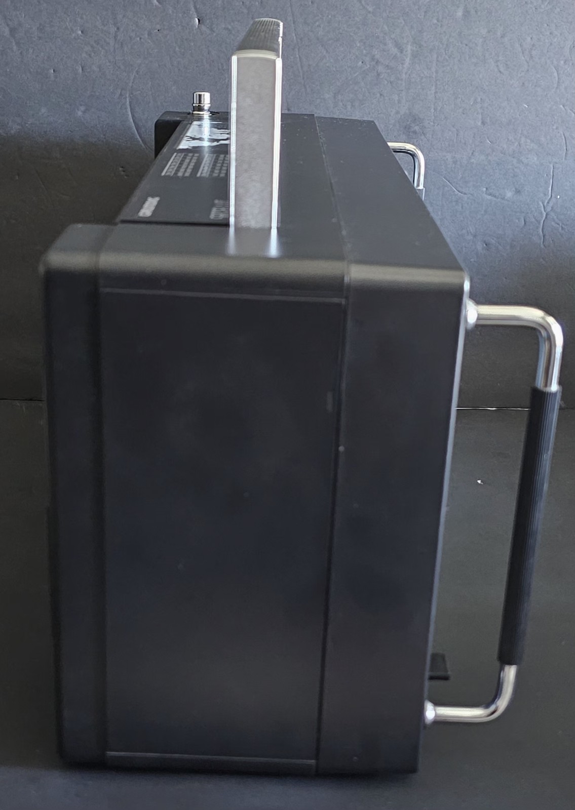 Grundig Satellit Professional 650 LW,MW,SW,FM