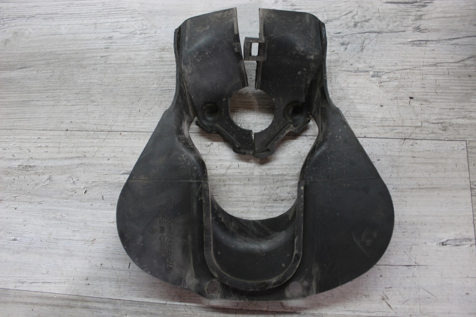 2008 Can-am Spyder Gs 990 Se5 Front Rubber Steering Stay Moulding 710001342