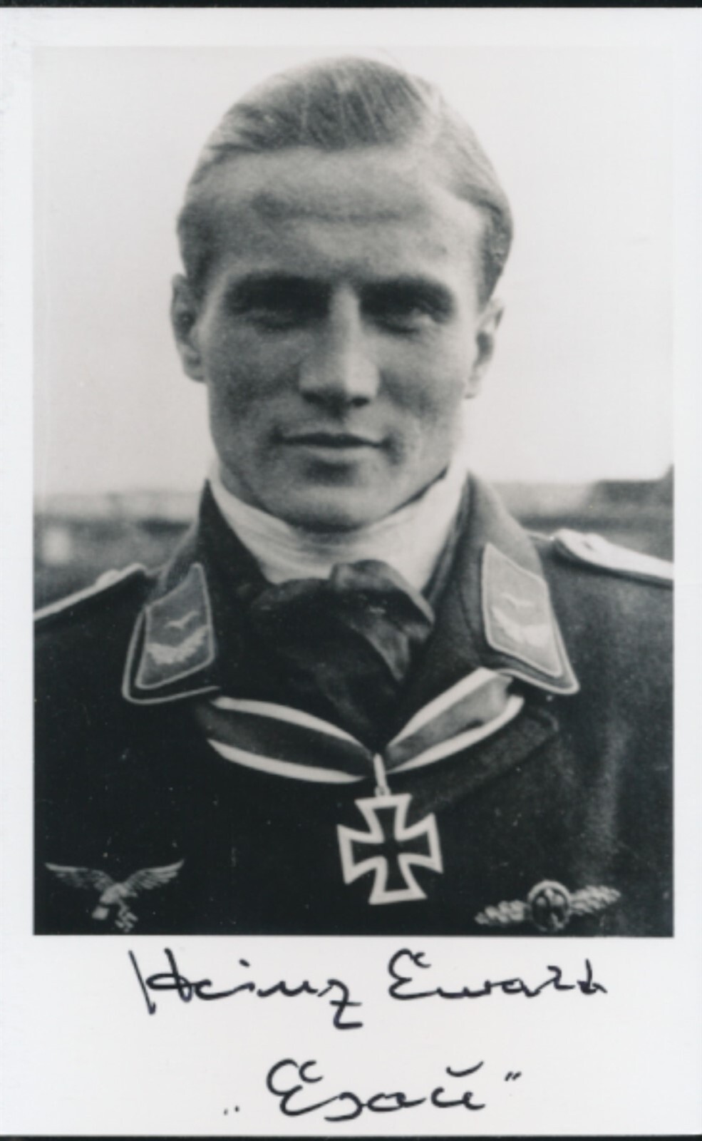 Heinz Ewald signed photo. Luftwaffe KC winner! JG-52. 82 kills.!!!