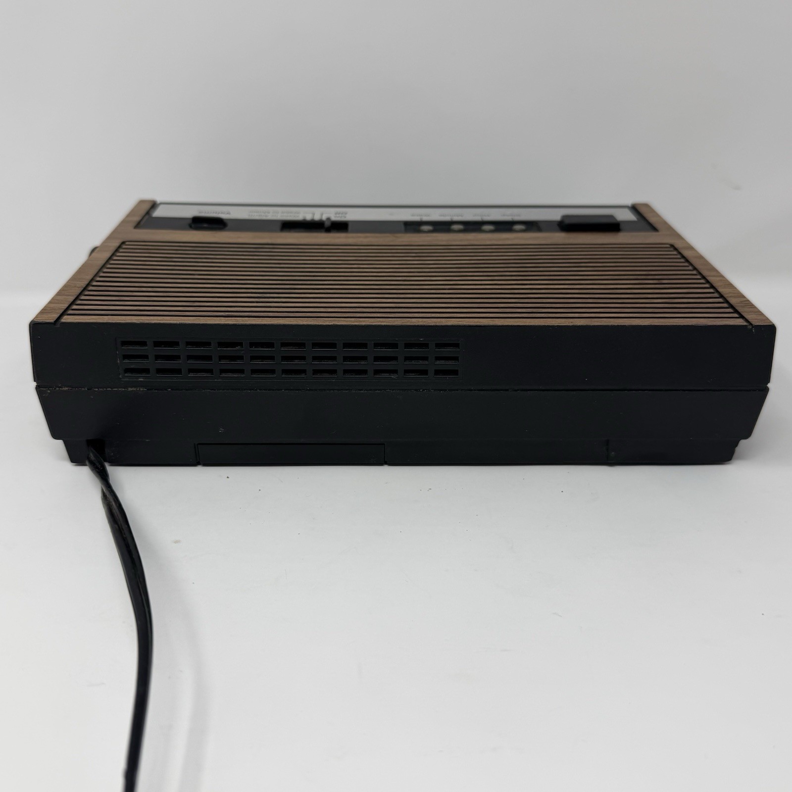 Vintage General Electric Wood Grain AM FM Alarm Clock Model 7-4630B Retro Workin