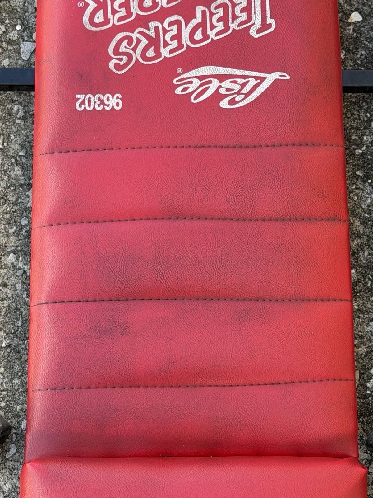 Lisle Jeepers Creeper 96032 Fully Padded Red 42” Low Profile