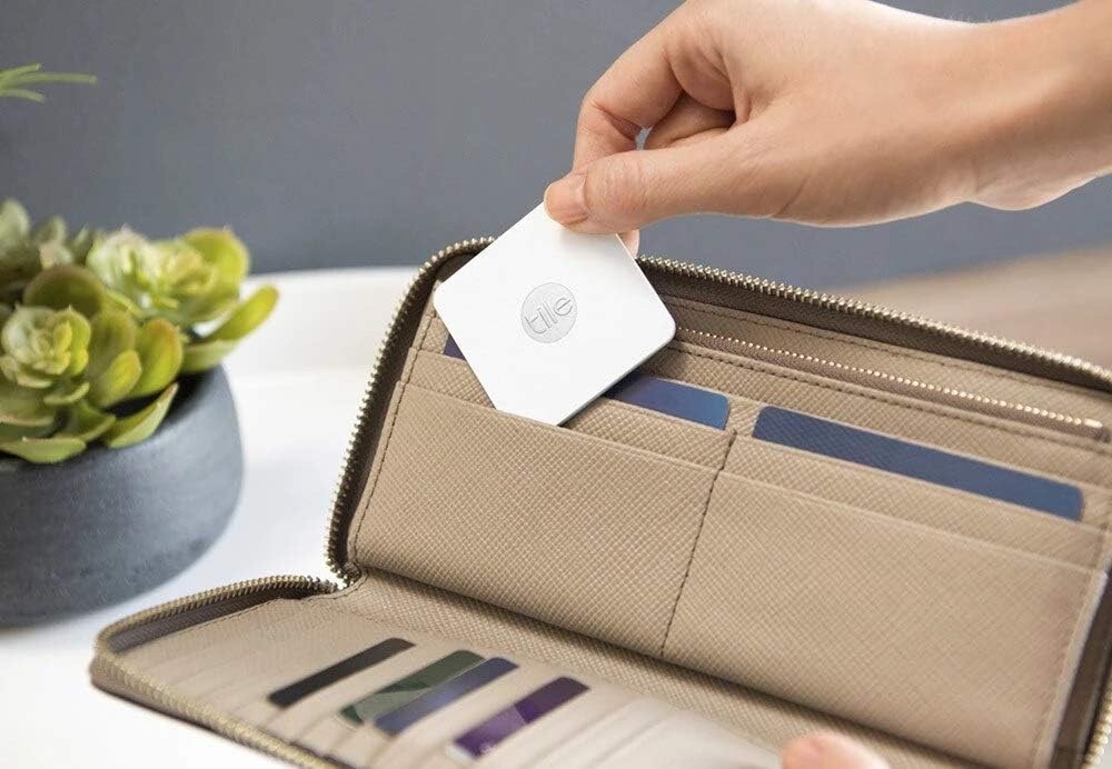 NEW Tile Slim Tracker, Car Tracker, Wallet Finder, 1-Pack Spy NO BOX GPS AirTag