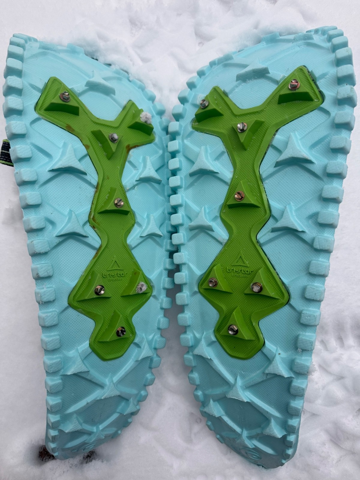 Crescent Moon Luna Unisex Ultralight EVA Foam Snowshoes. Seafoam