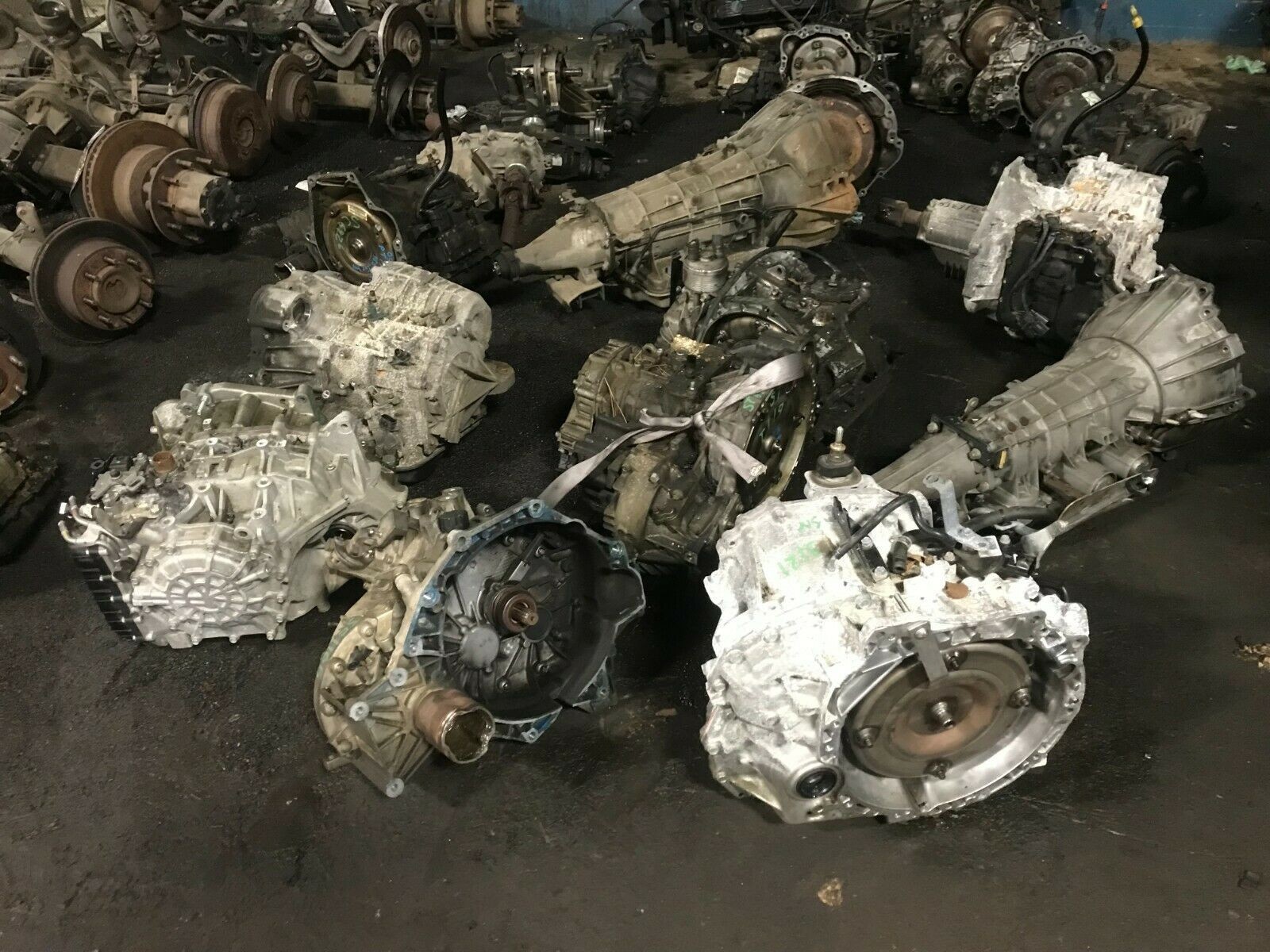 Engine Assembly = 1.8L VIN E (8th digit) Sedan = HYUNDAI ELANTRA 12 13