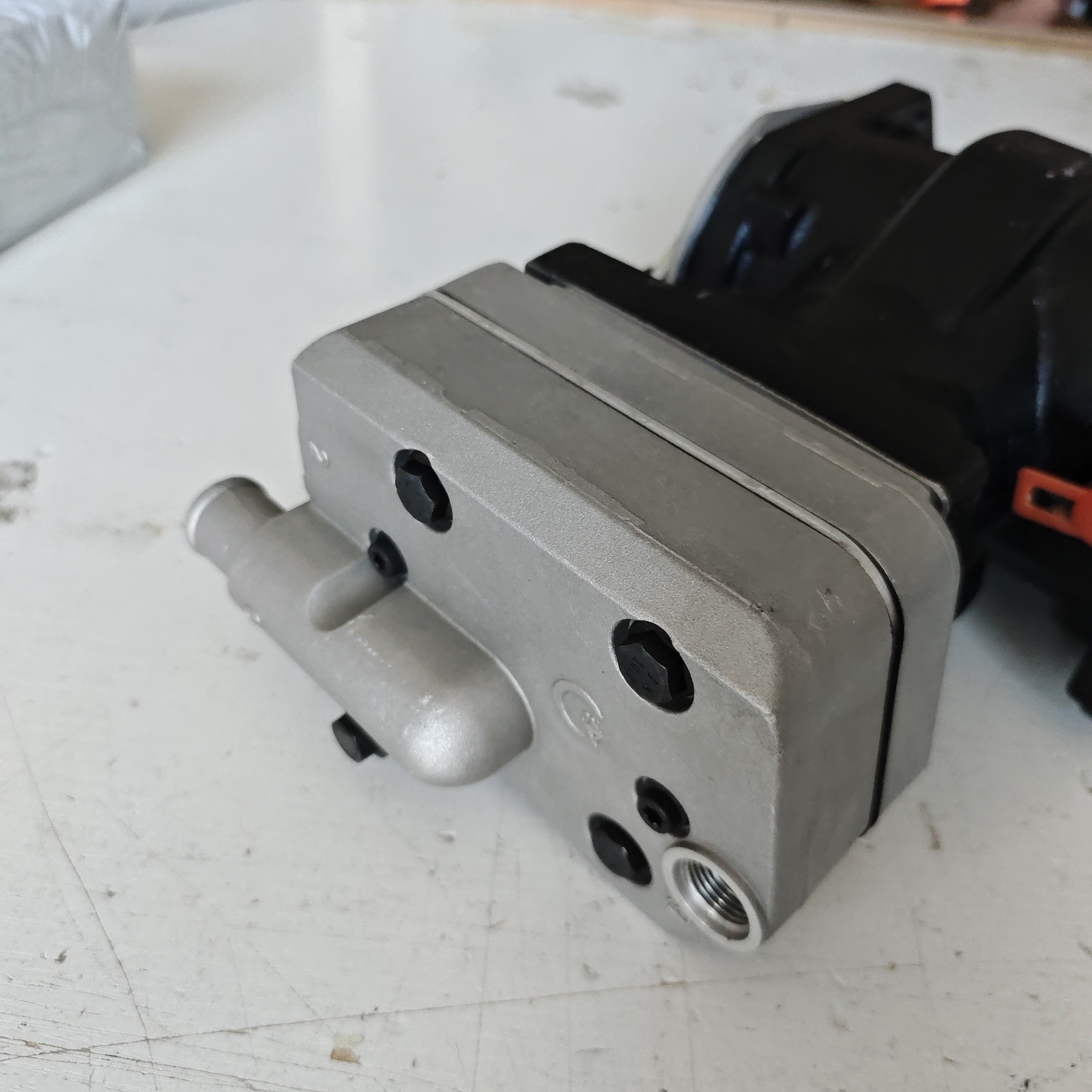 Cummins 5286966RX Air Brake Compressor for 6BT 6BT5.9 Engine 4946293