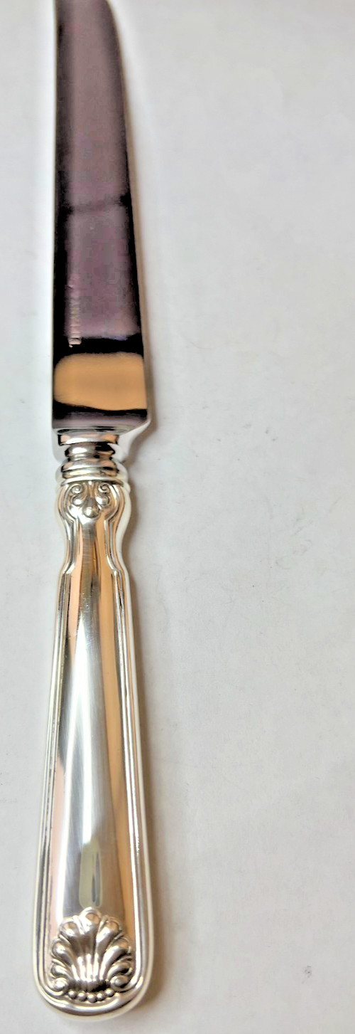 1 SHELL & THREAD TIFFANY STERLING 9 1/8" LUNCH KNIFE NO MONO POLISHED HANDLE