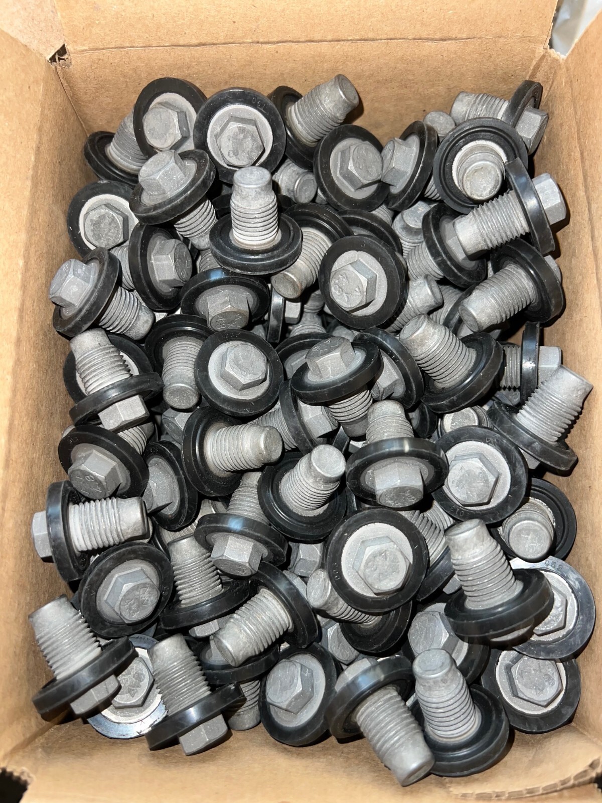 NEW OEM MOPAR GENUINE JEEP DODGE RAM 3.7L 4.7L 5.7L ENGINE OIL DRAIN PLUG