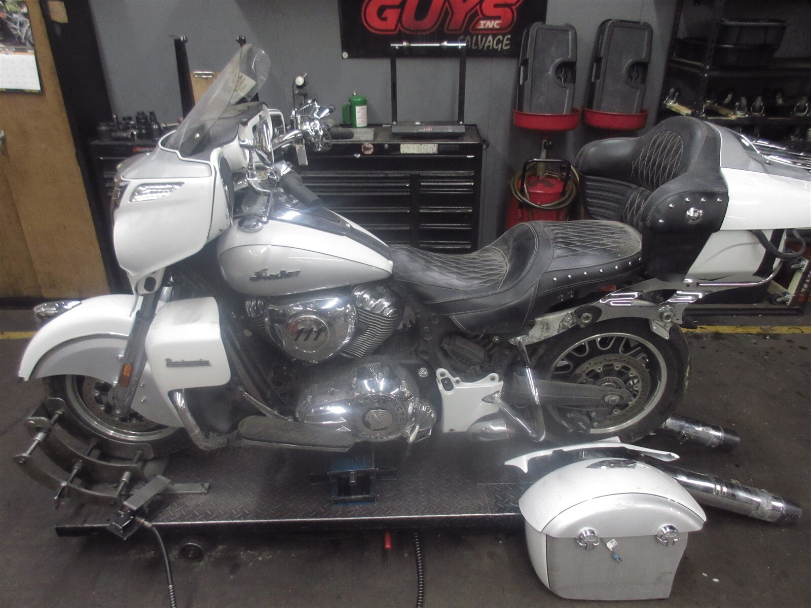 2018 17-19 Indian Roadmaster Premium Front Fender Headdress Emblem Logo Light