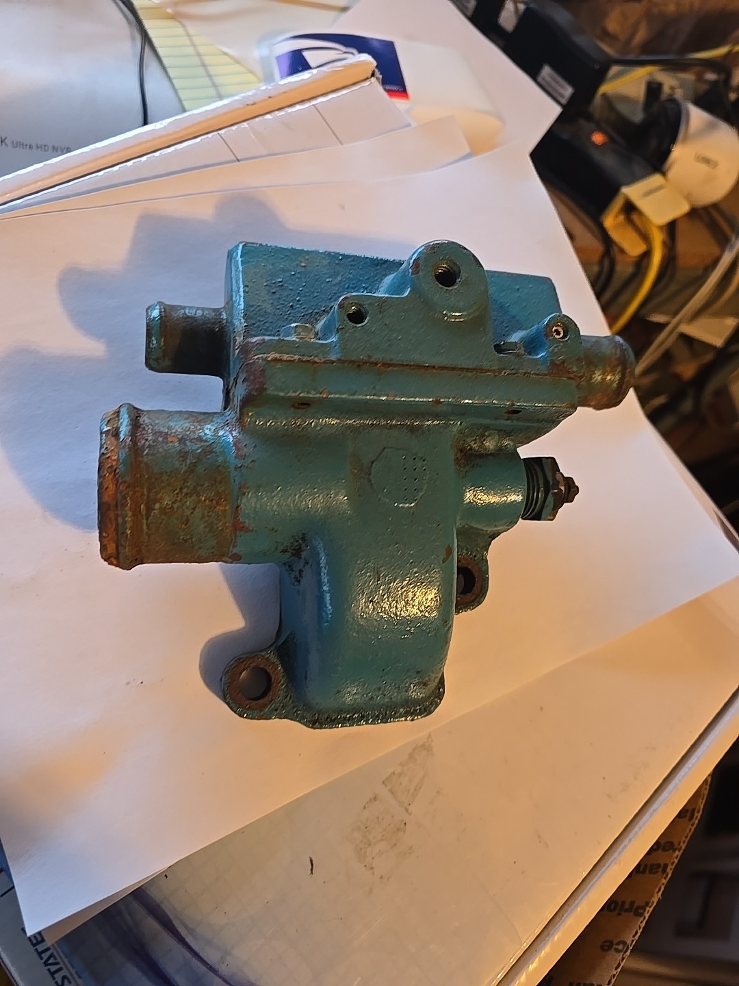 OMC Cobra +Stringer 2.5 + 3.0L Thermostat Housing 910360 0910360 910303 0910303