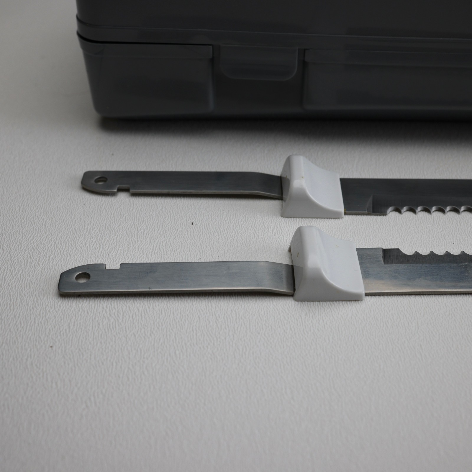 Hamilton Beach Electric Knife for Carving Meats, Poultry, Bread, Pre-Owned