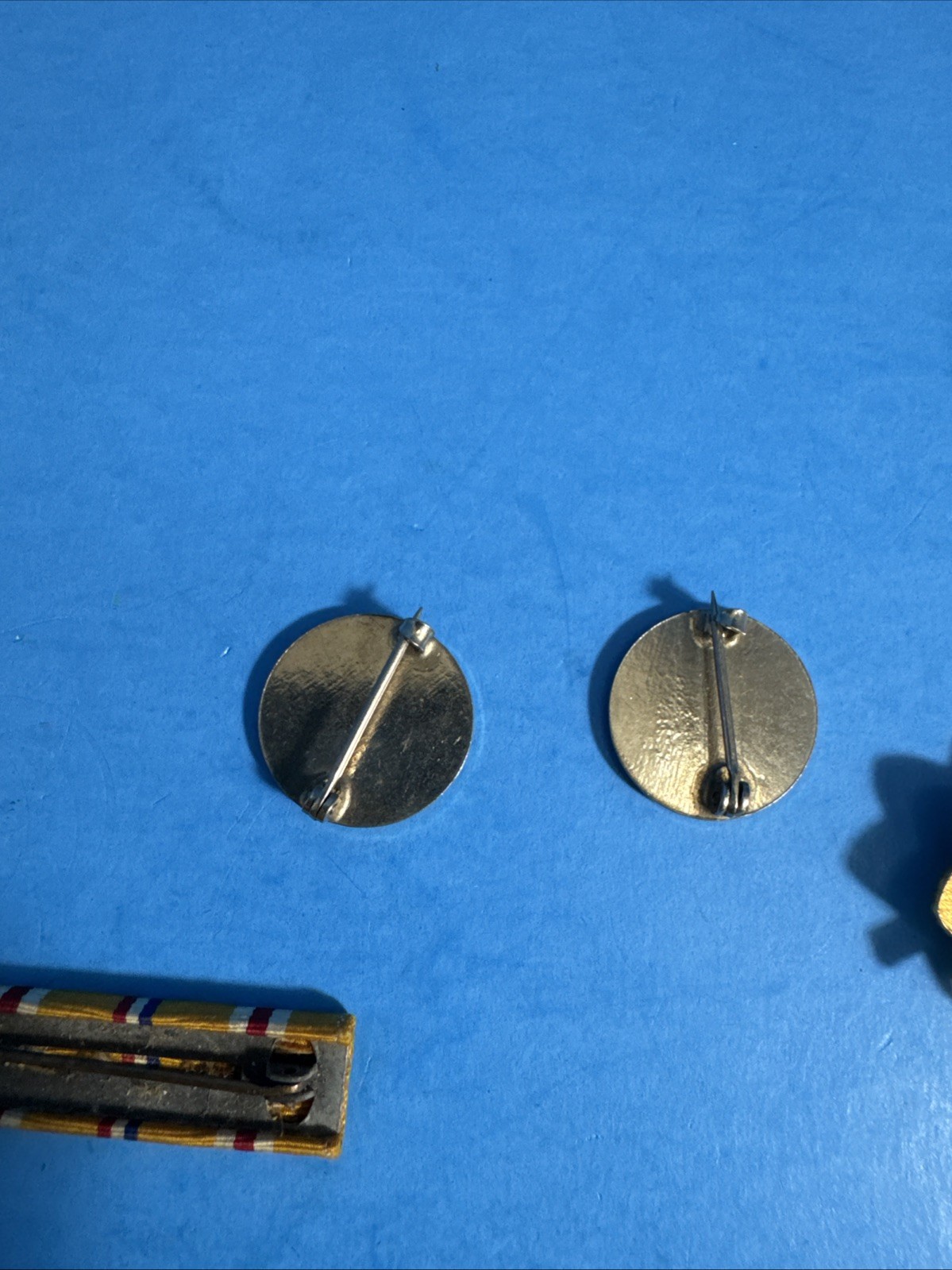 Military WW2 Pins And Bars Lot US Military Pins (T6)