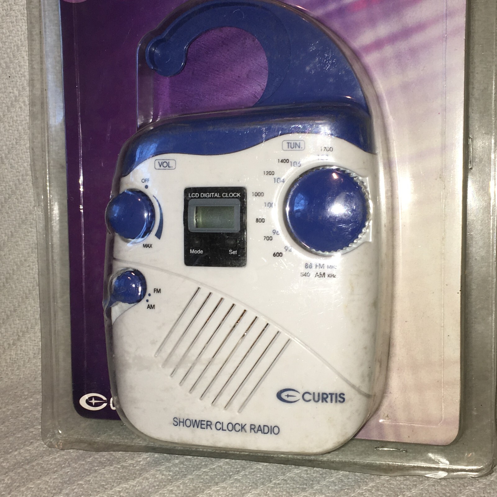 New Old Stock BLUE Curtis Shower AM/FM Radio RS28