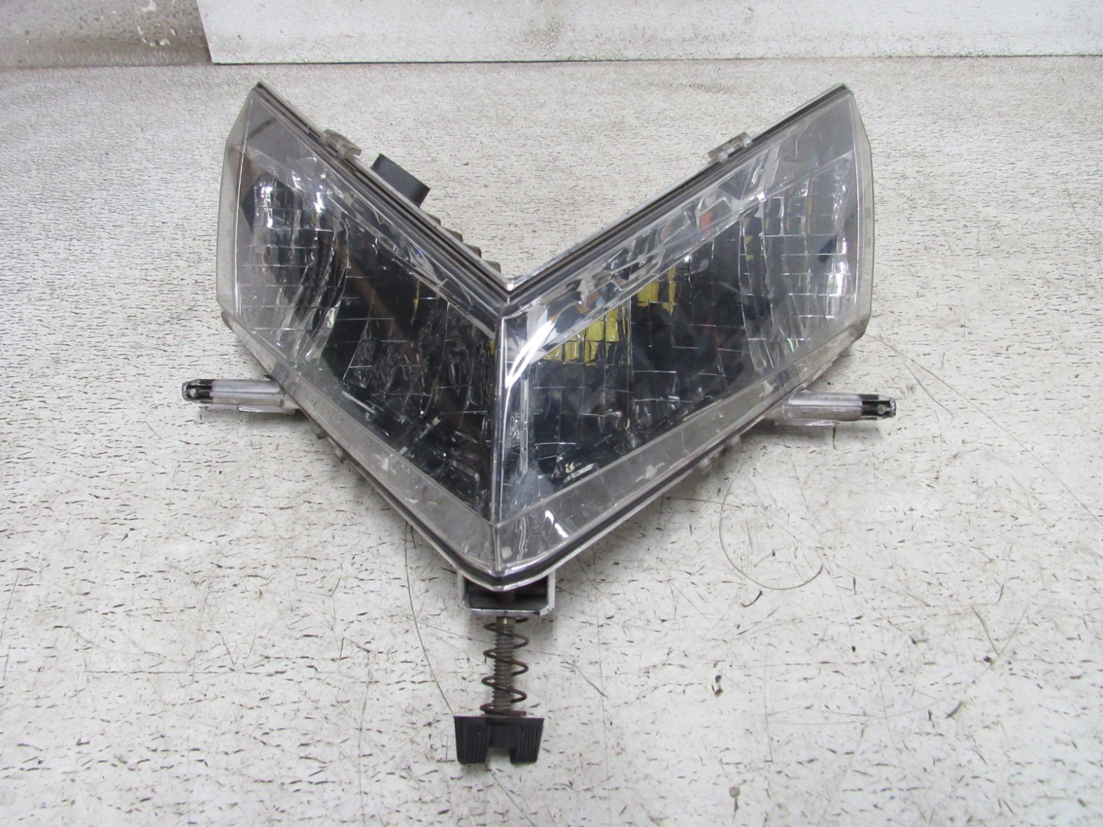 18 POLARIS RMK PRO 800 AXYS HEADLIGHT HEAD LIGHT LAMP FRONT LENS STOCK OEM #6893