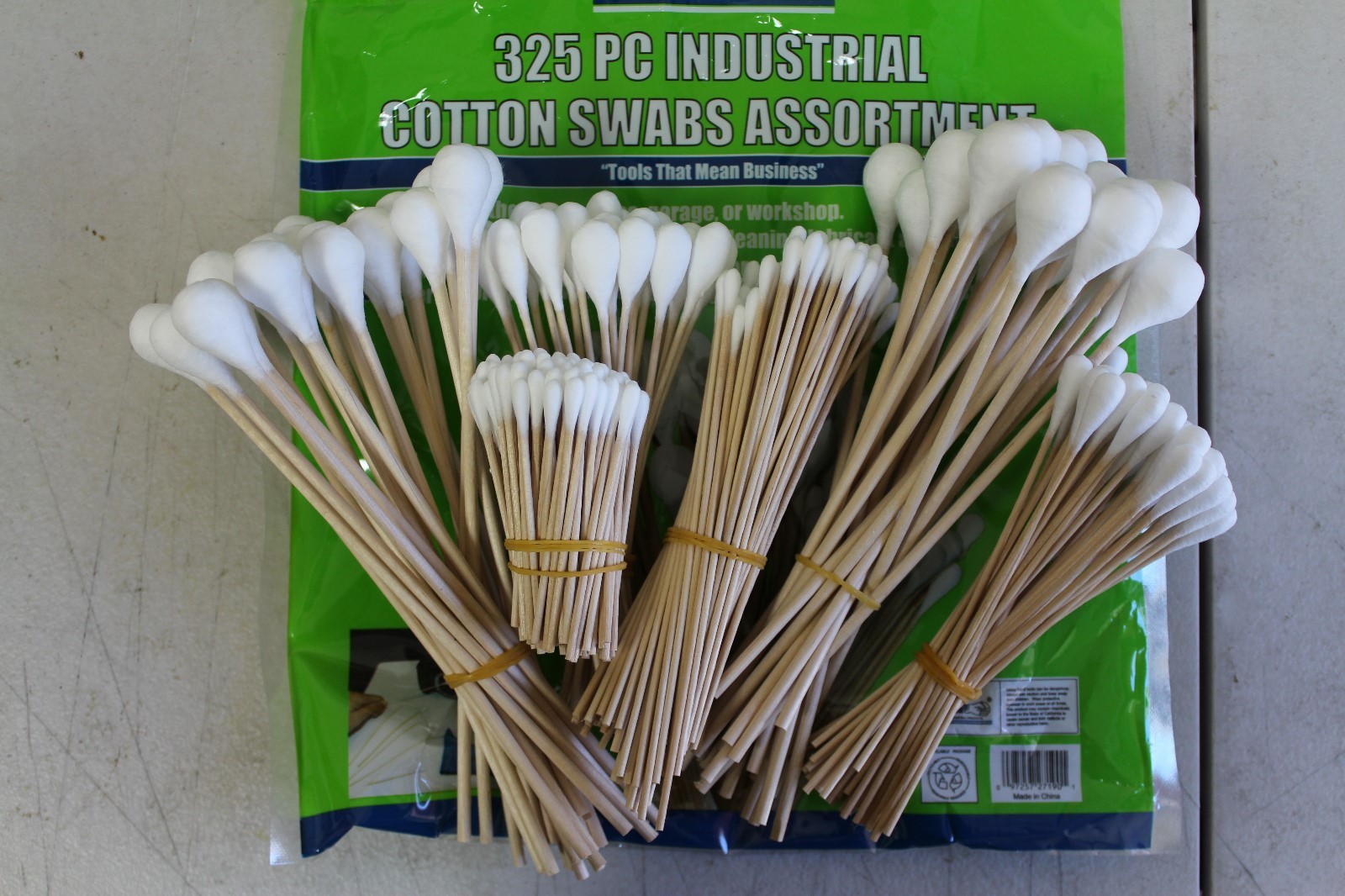 Industrial Cotton Swabs 325 Piece #15003
