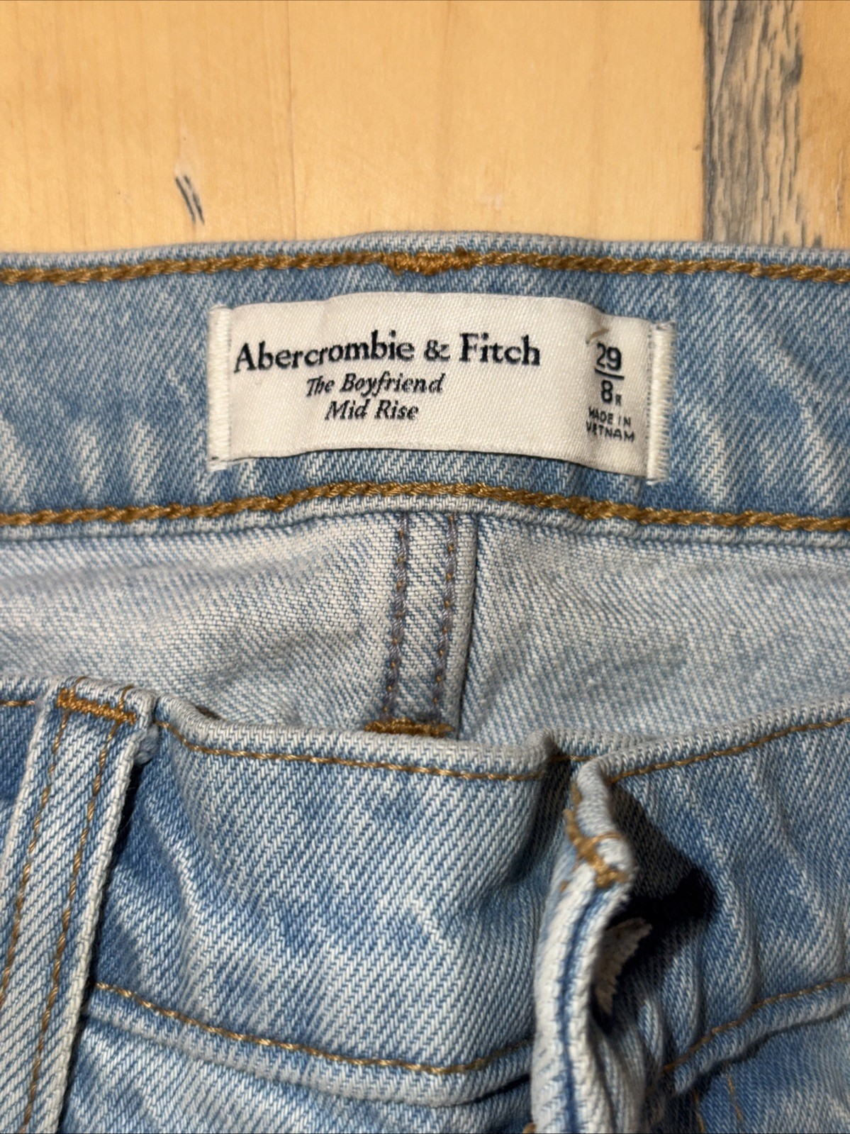 Abercrombie & Fitch The Boyfriend Mid Rise Distressed Blue Jeans Womens 29/8