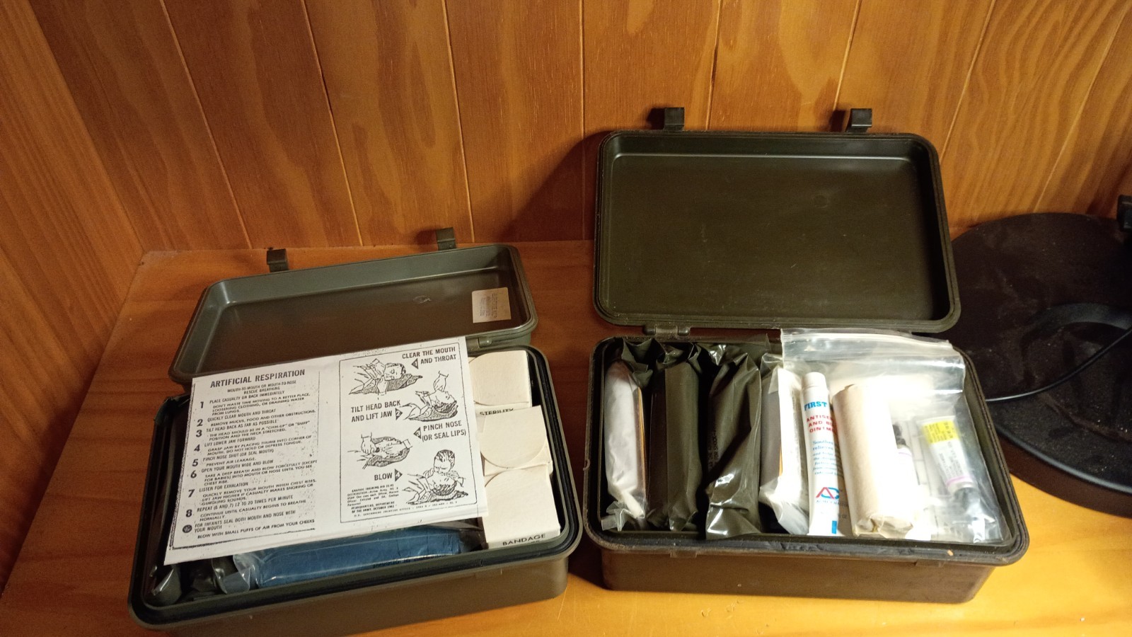 2 US Military Army General Purpose Vehicle First Aid Kit 6545-00-922-1200