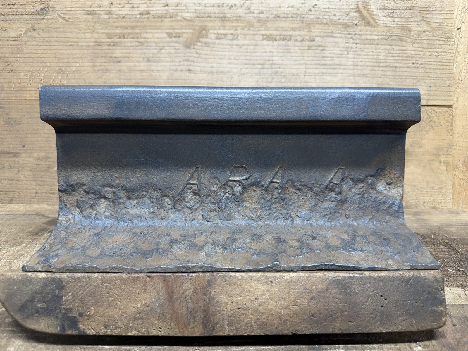 12 " Steel Railroad Rail Train track Anvil Collectible Blacksmith 29 Lbs