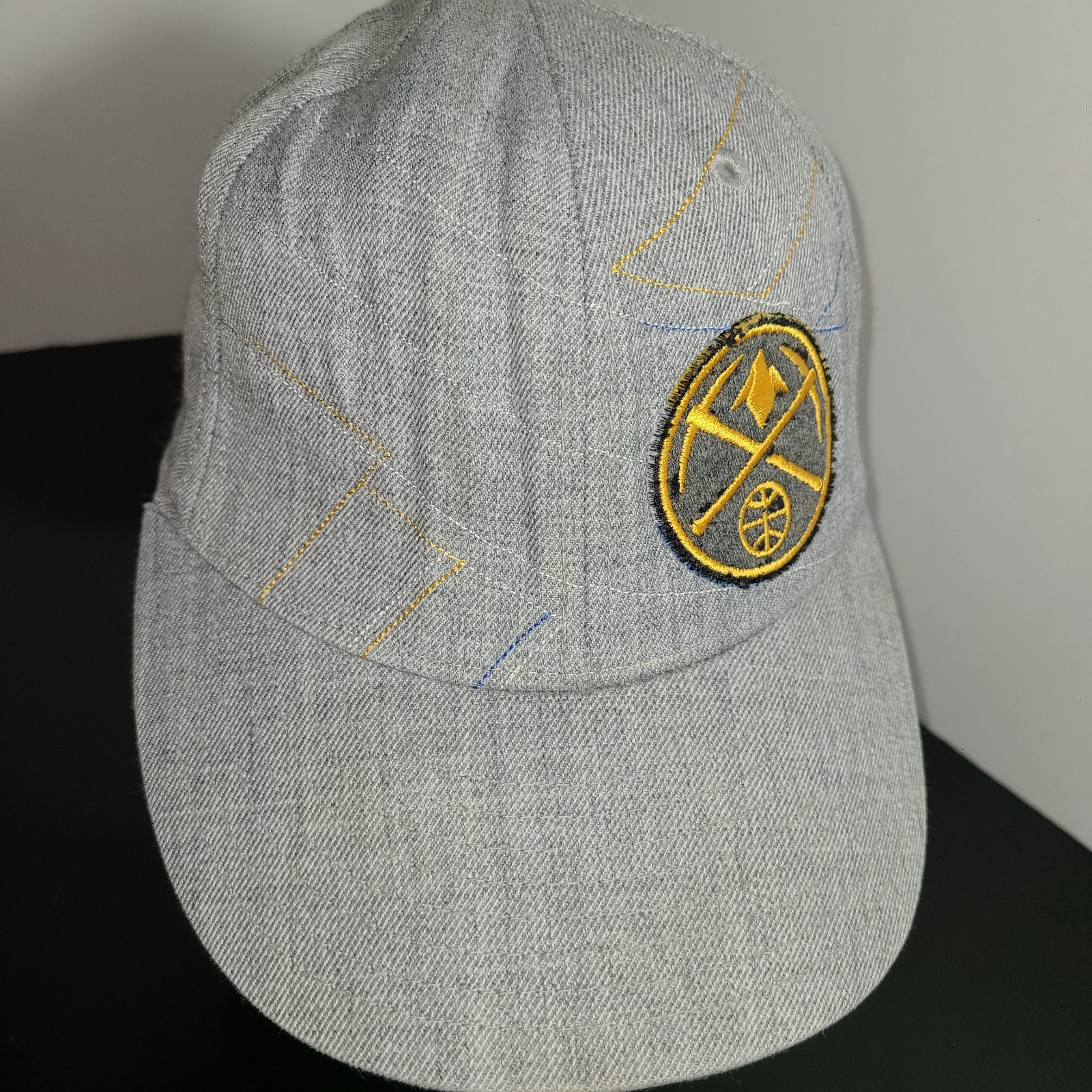 Denver Nuggets NBA Vintage Logo Cap Hat Altitude Authentics Sz 7 Fitted Gray
