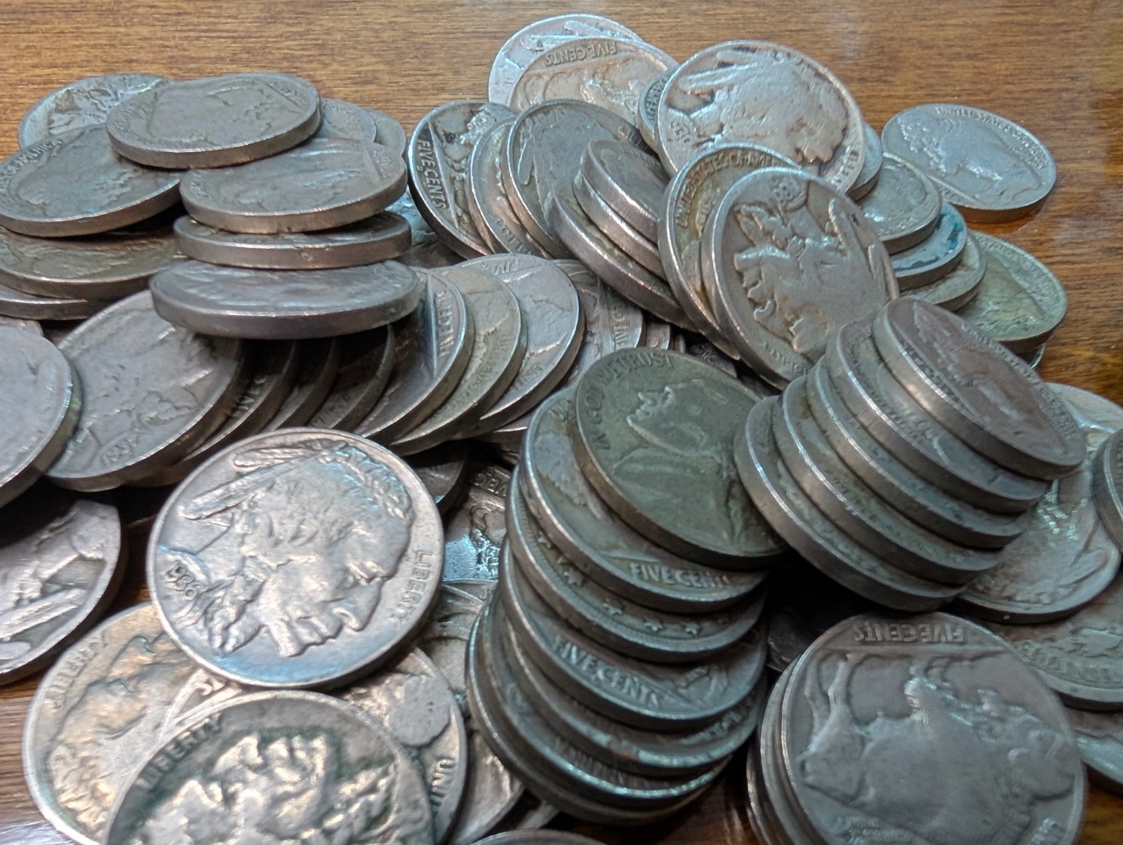 100 Buffalo Nickels - WITH DATES - Common US Nickel Coins