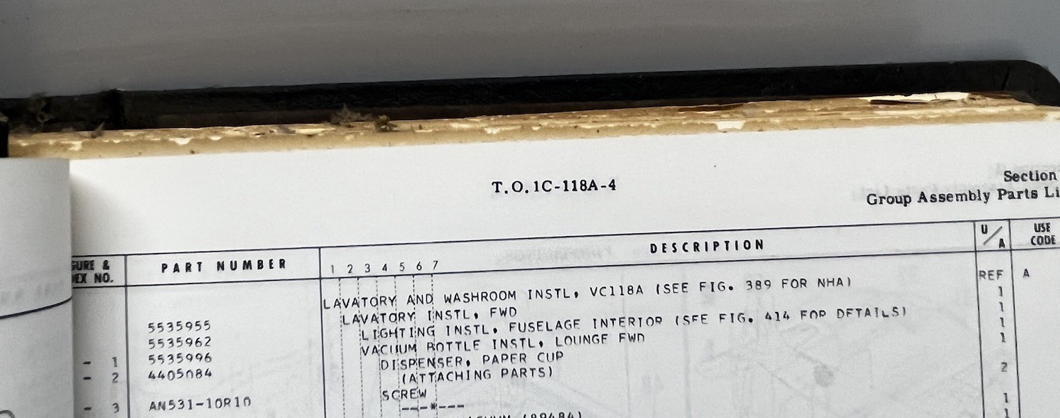 1966 Douglas C-118 A Aircraft Parts Manual T.O. 1C-118A-4 Original. Read