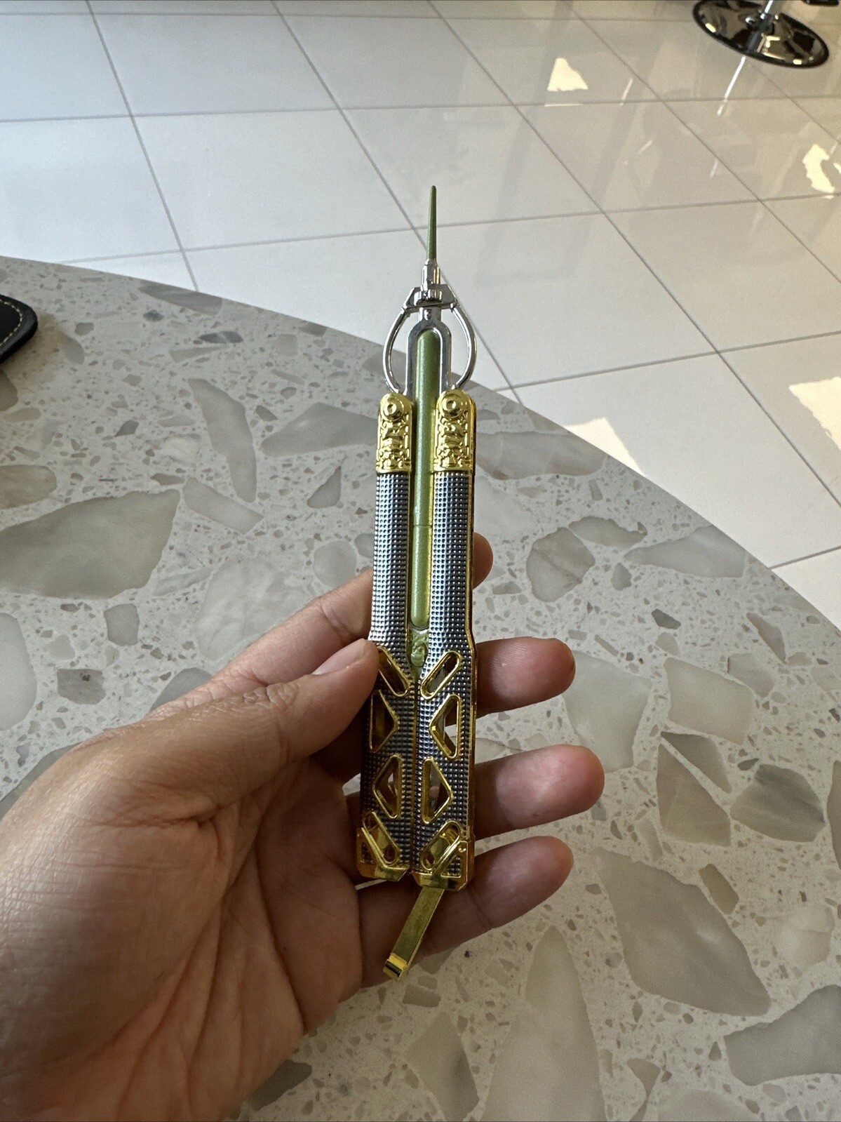 Apex Legends Octane Heirloom Collectible Florescent GLOW BUTTERFLY