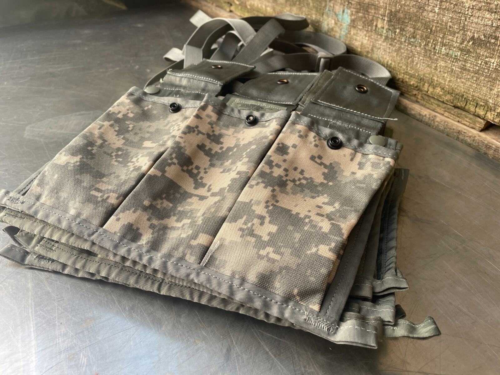 -LOT of 10- Military 6 Magazine Bandoleer MOLLE II Mag Ammunition Pouch w/ Strap