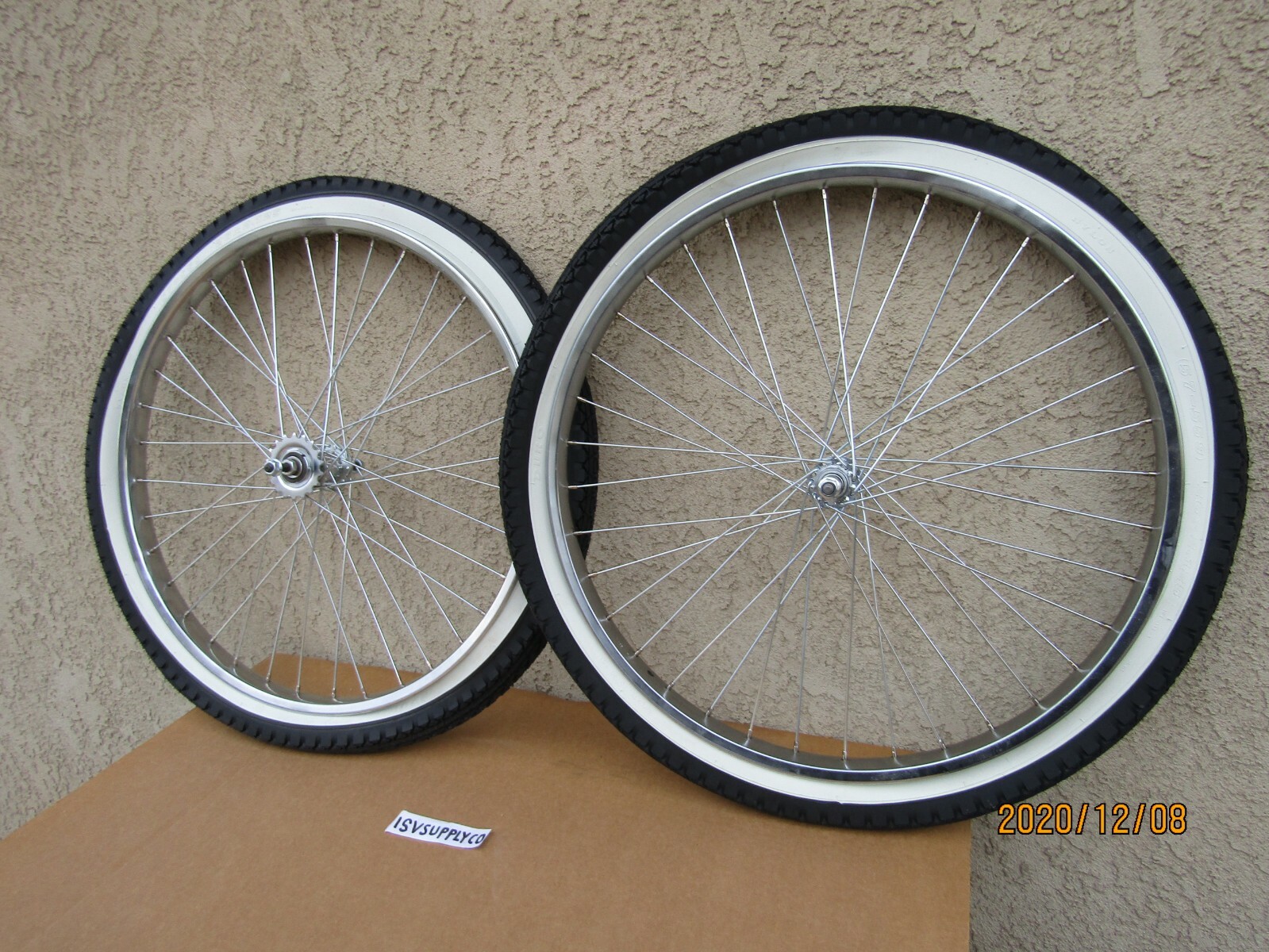 NEW 26'' HEAVY DUTY CHROME BICYCLE RIM SET , TIRES & TUBES ; CRUISER,