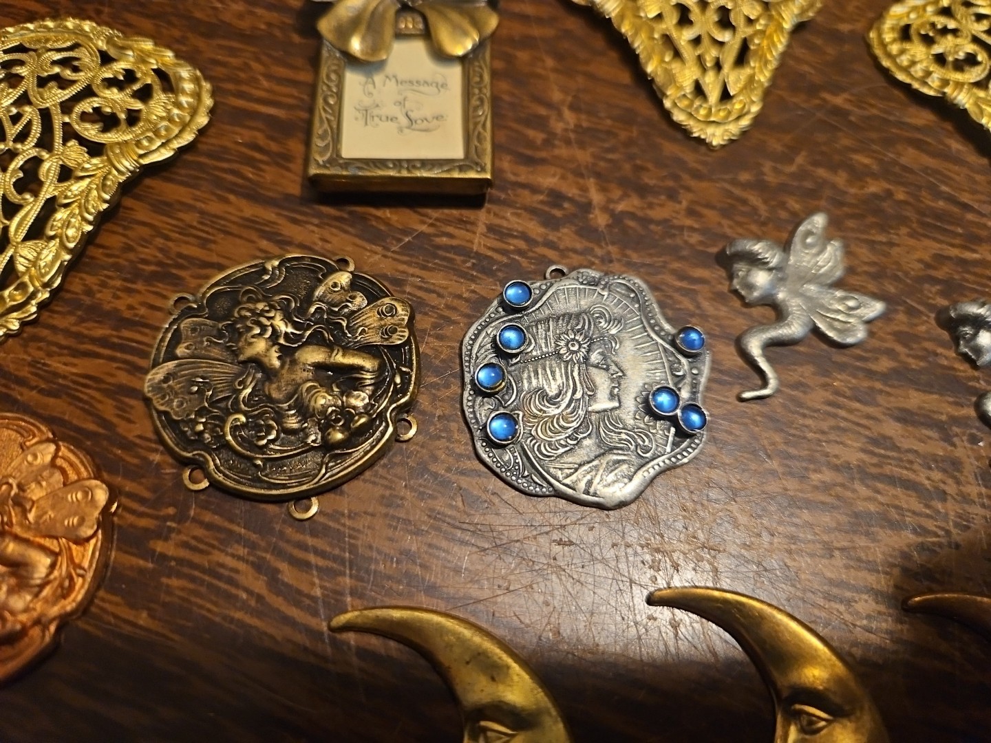 Lot Of 20 Fancy Piece Mixed France Vintage 60s Brass Stampings Findings Jewelry