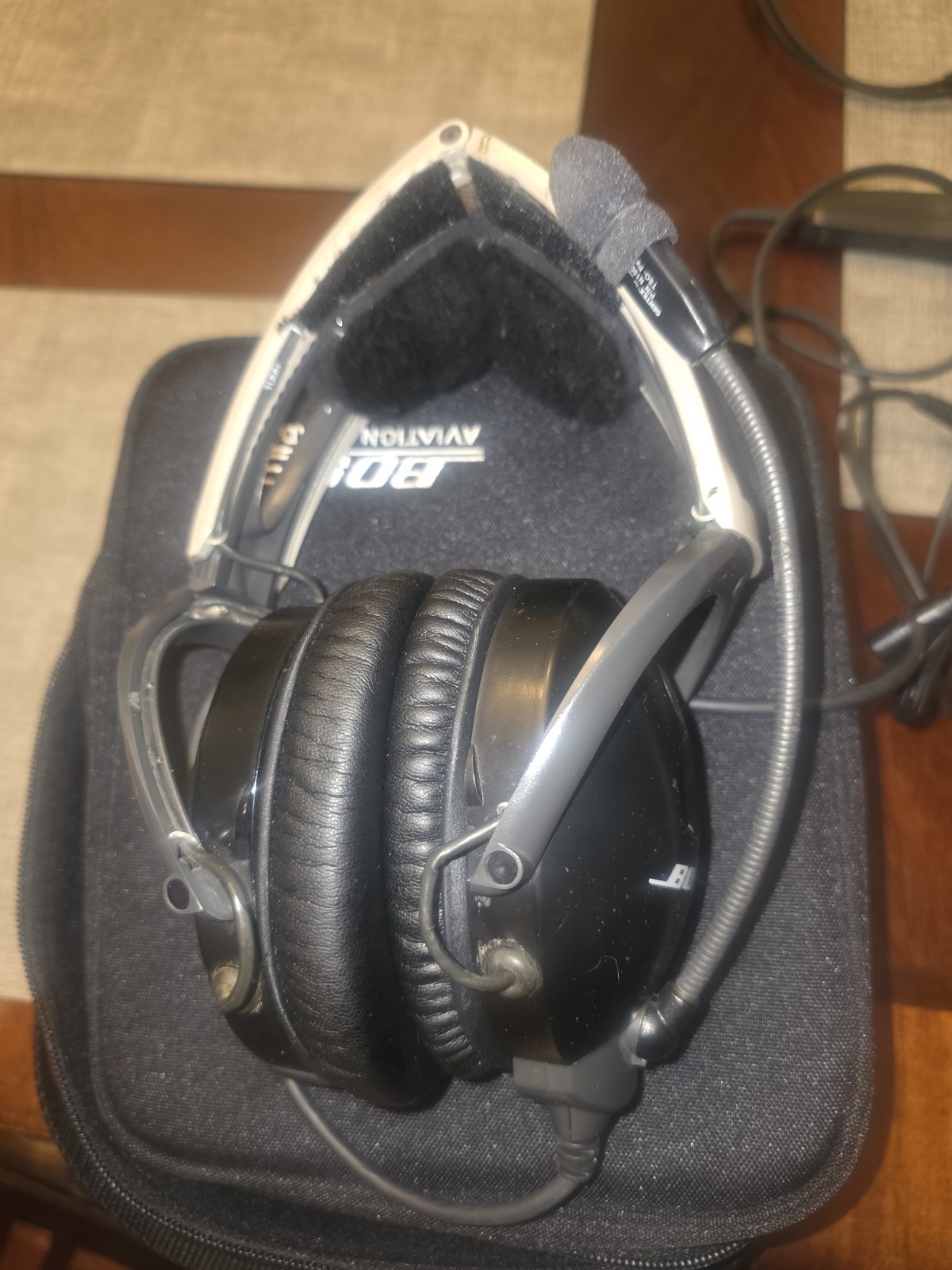 Bose X Aviation Headset with Lemo plug -MINT