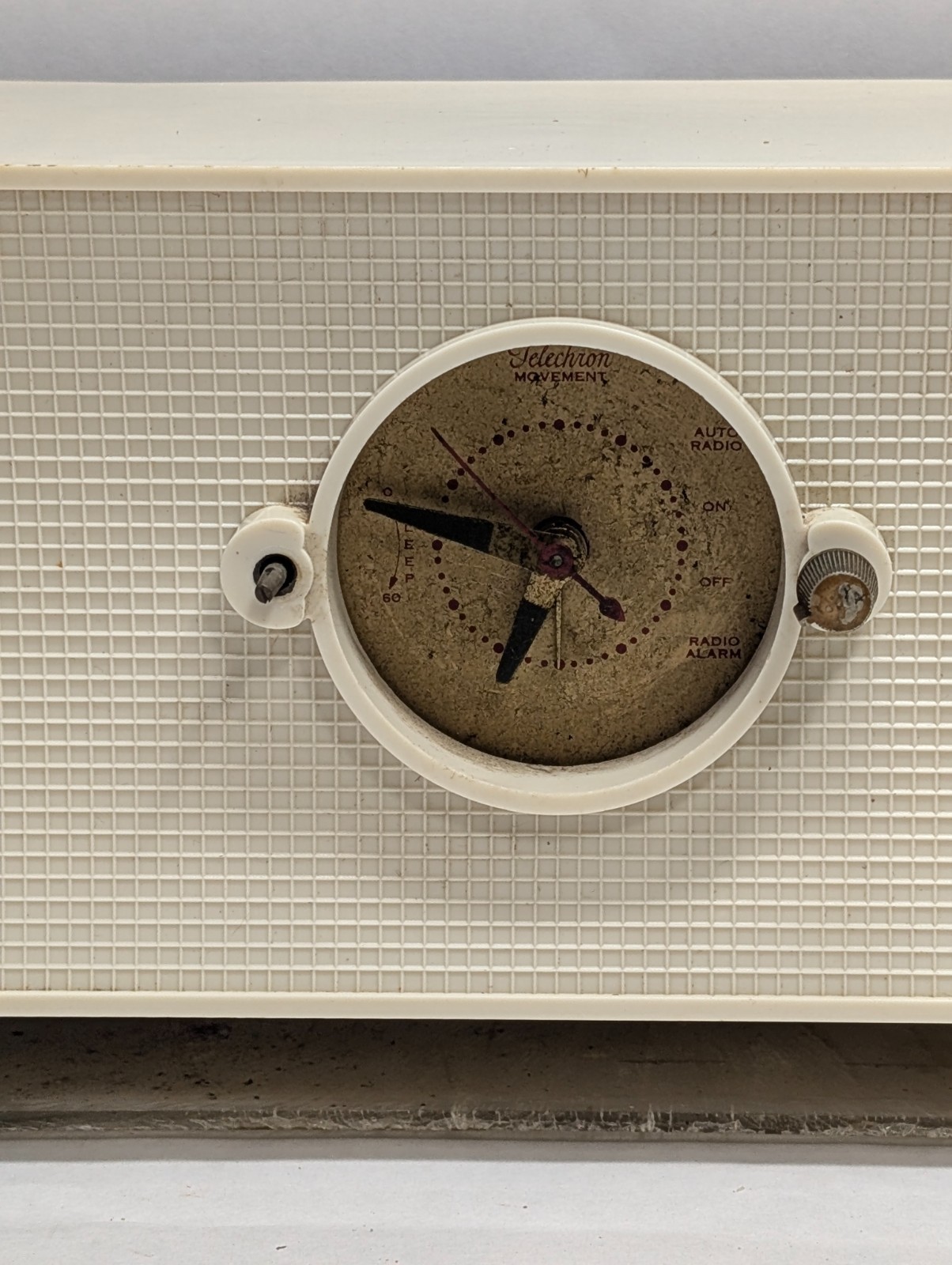 Vintage Emerson Clock Tube Radio Model 826 Series D Telechron Alarm Movement