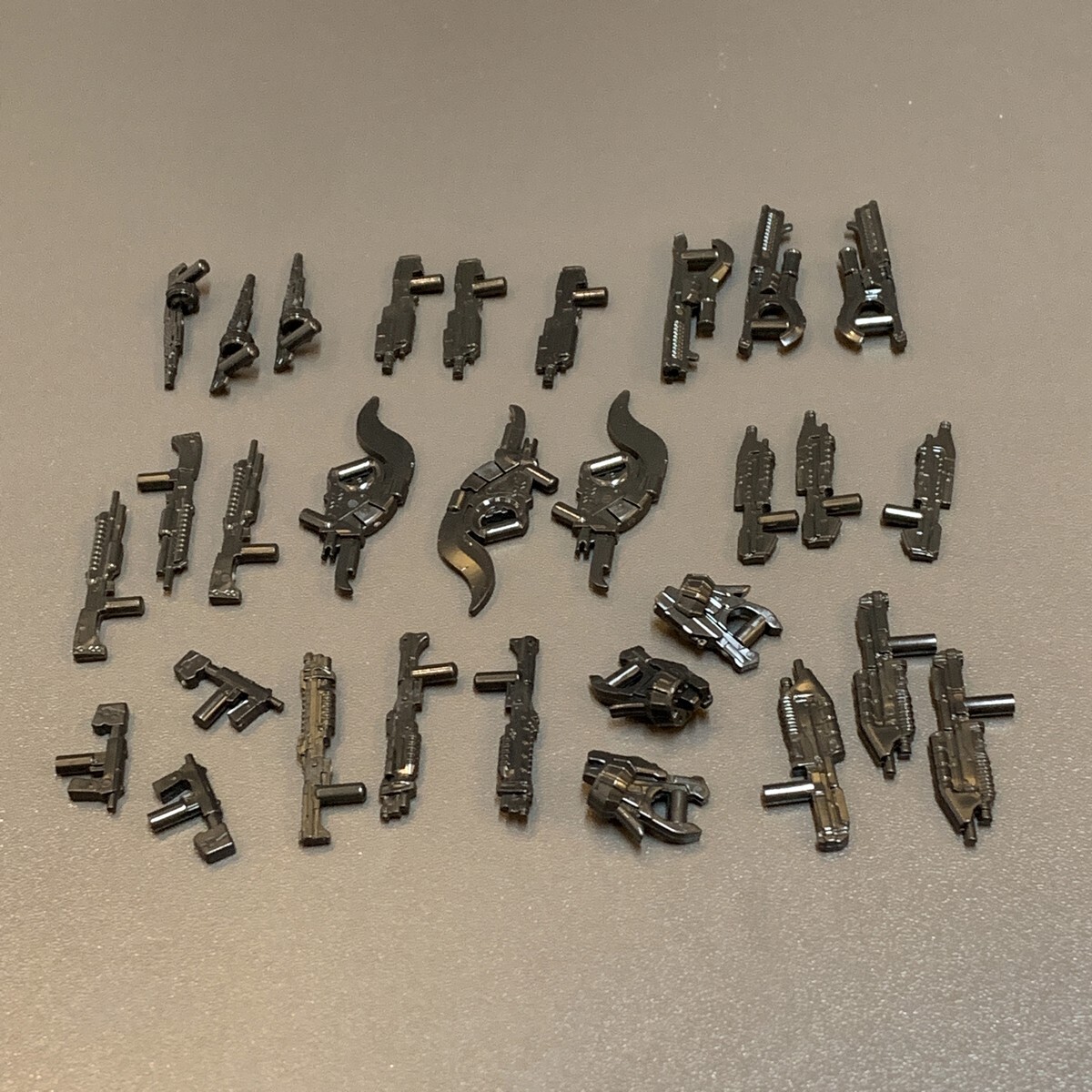 New 54Pcs (24 Figures +30 Gun) HALO Mega Bloks CONSTRUX Unsc Elite SPARTAN GIFTS