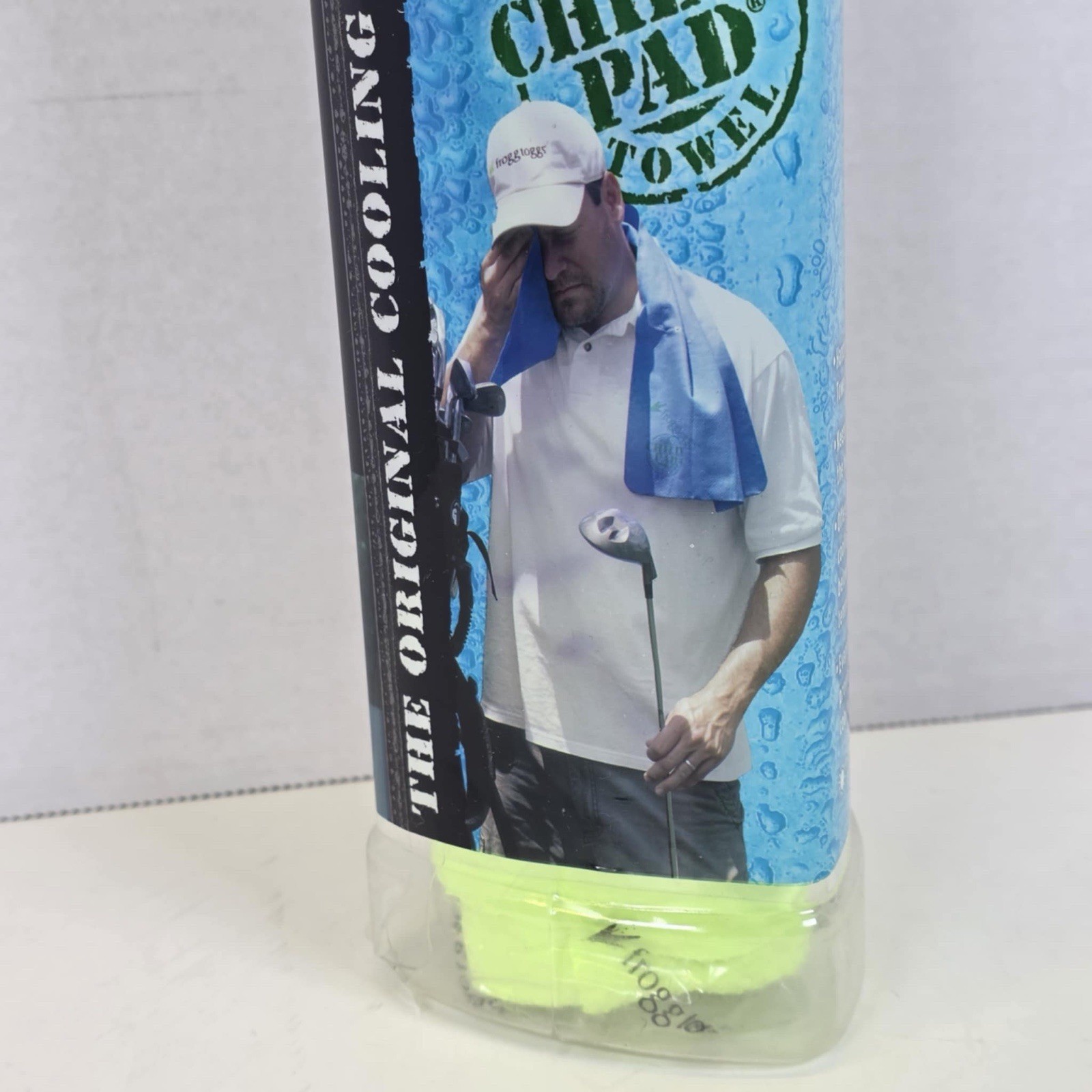 FROGG TOGGS The Original Cooling Chilly Pad Towel Neon Green 33"X 13" NEW SEALED