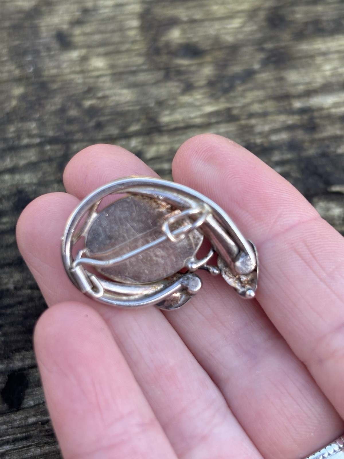Sterling Silver Art Nouveau Inspired Amber Set Brooch (3cm)