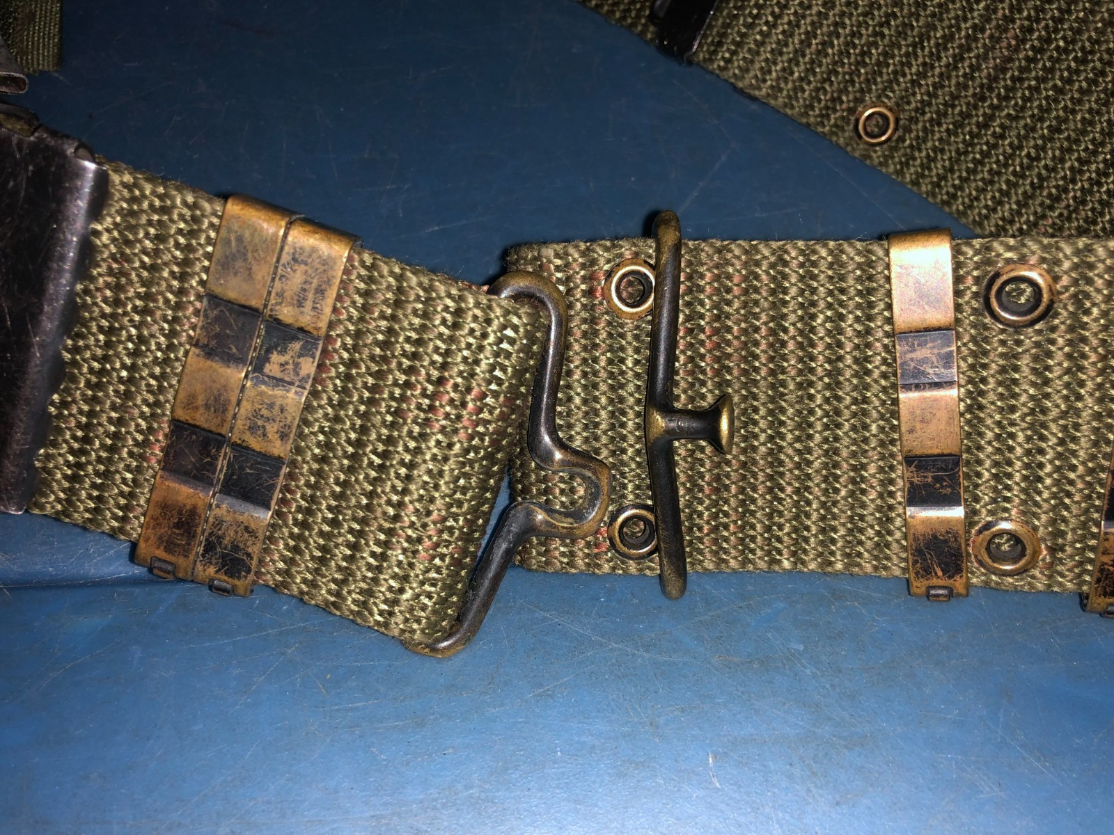 US Army LC-1 Equipment Pistol Belt & Suspenders Large