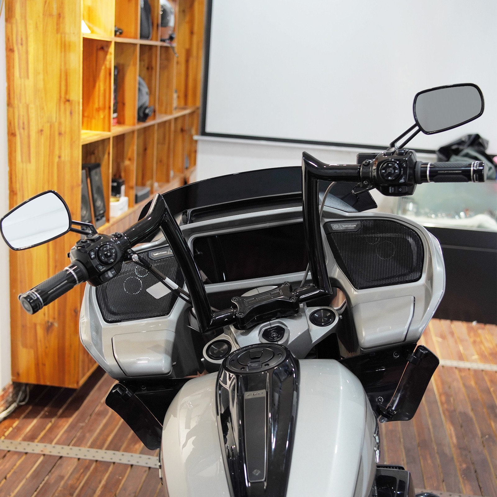 Handlebar for Harley Davids CVO Road Glide 2024+，Road Glide2025+ Black