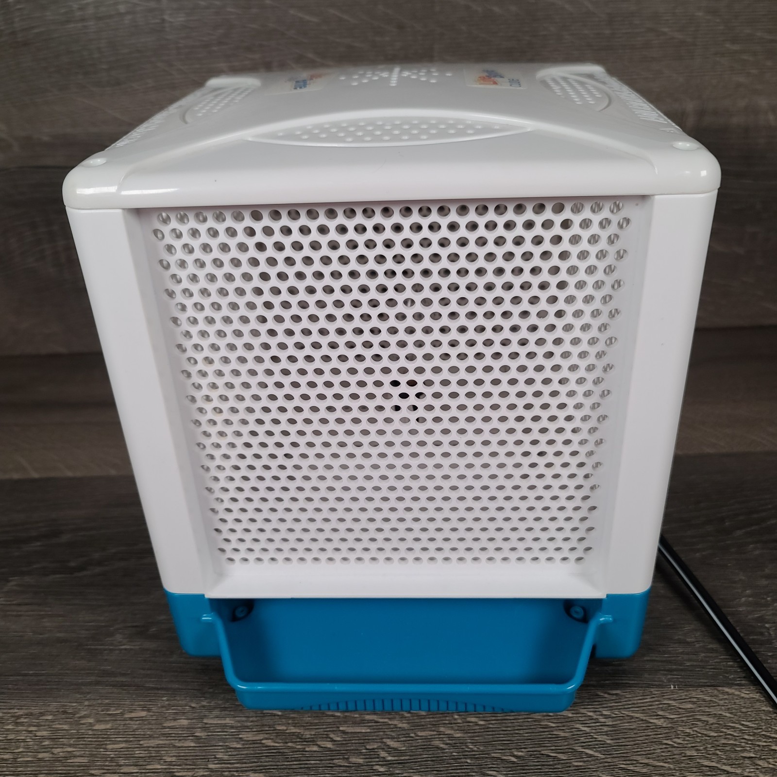 VTG Hasbro Lite Bright Cube with Tons Of Pegs and Light Sheets-Tested and Works