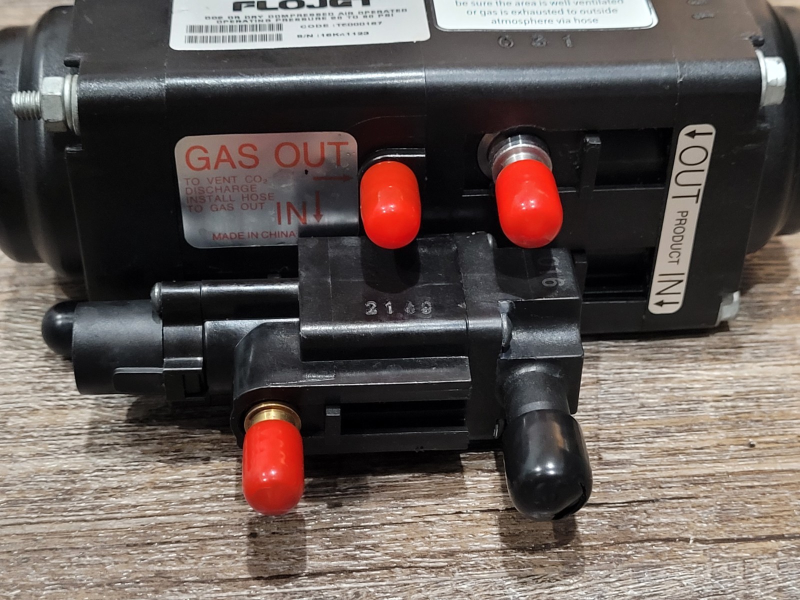 New Multiplex Flojet Model P5000551 CO2 Beverage Pump Free Shipping