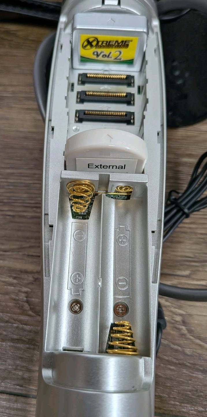 WOW! Magic Sing ED-8000 2005 Tagalog Karaoke Mic in Case with Cables - Tested